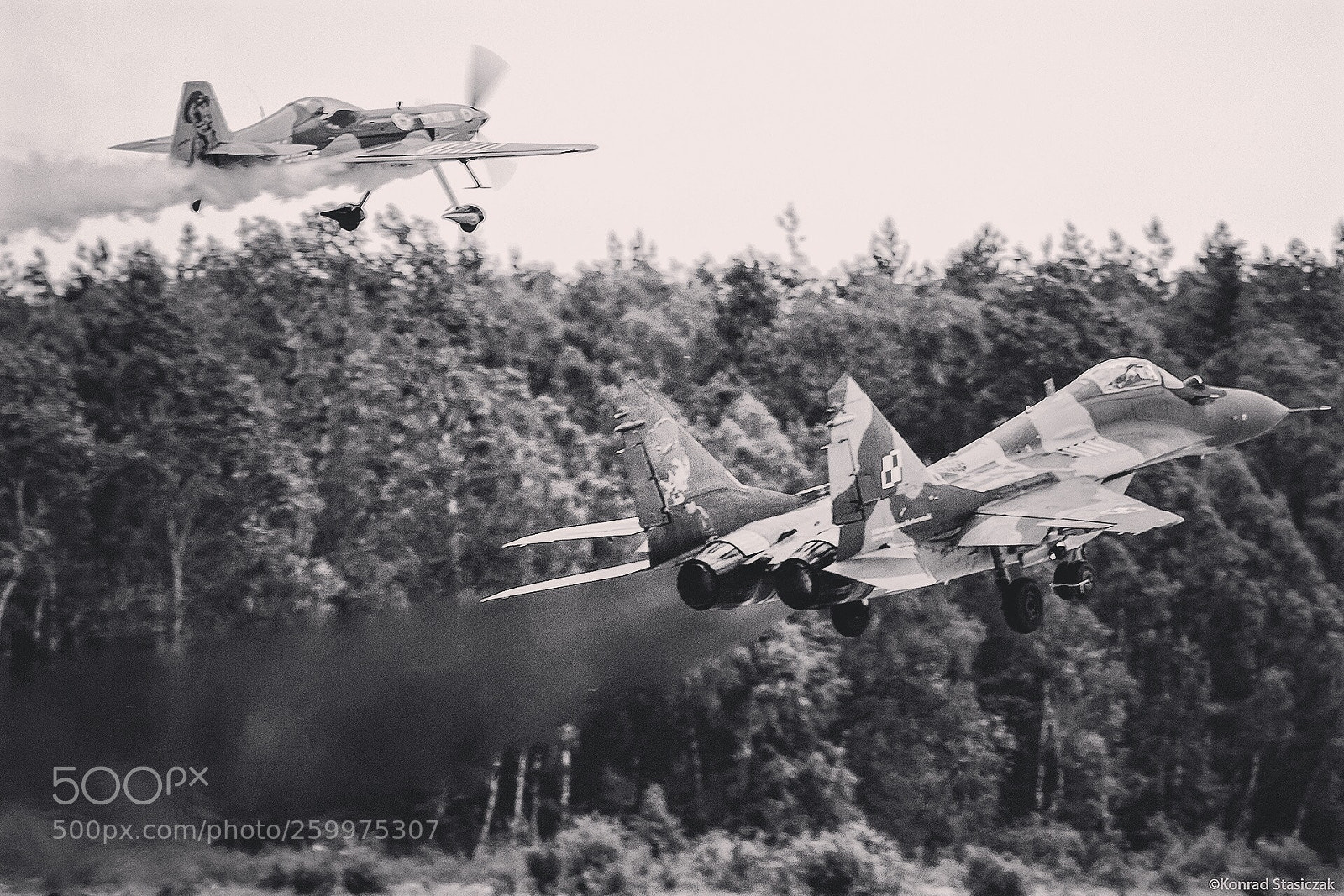 Nikon D7000 sample photo. Full force photography