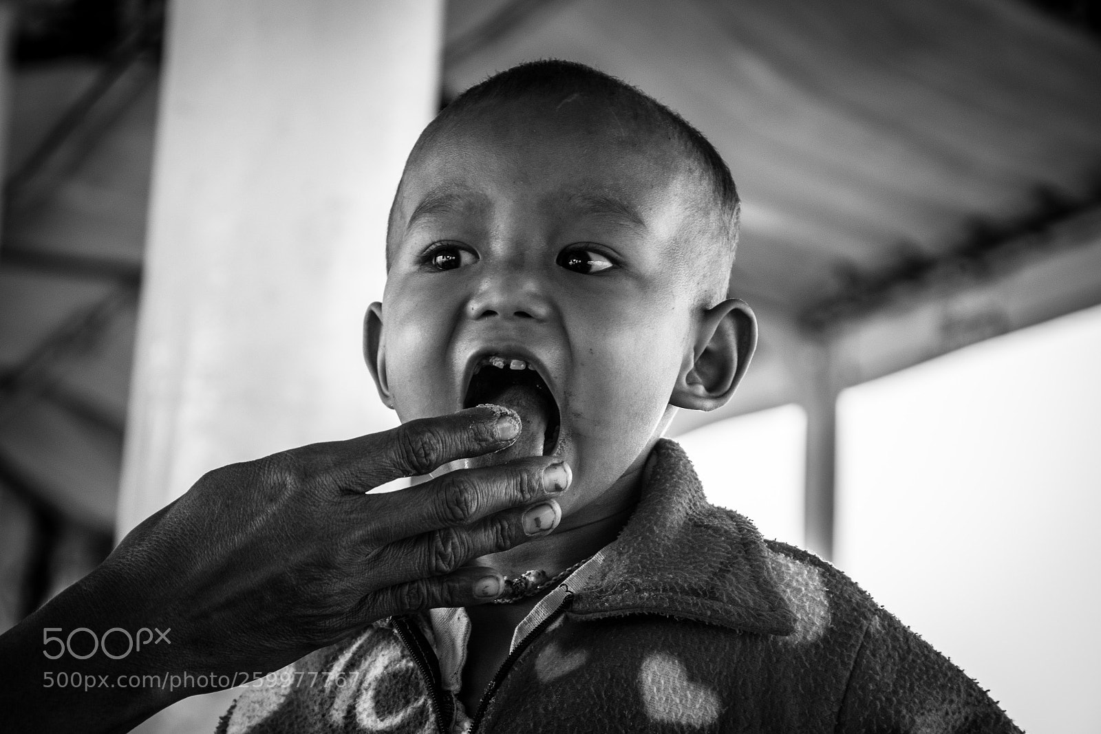 Nikon D5500 sample photo. Hungry child photography