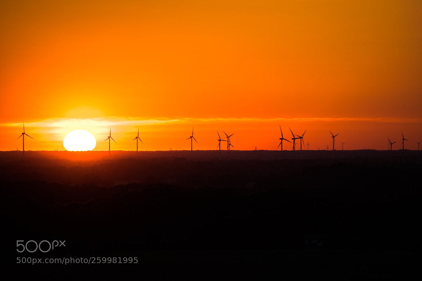 Canon EOS 6D Mark II sample photo. Sunset photography