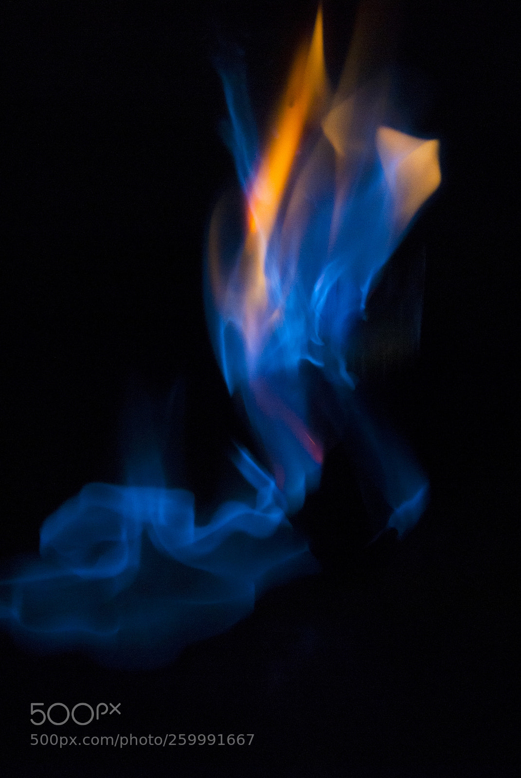 Nikon D200 sample photo. Flame blue and orange photography