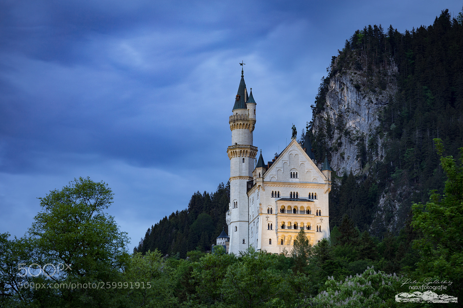 Canon EOS 5D Mark IV sample photo. Fairytal castle photography