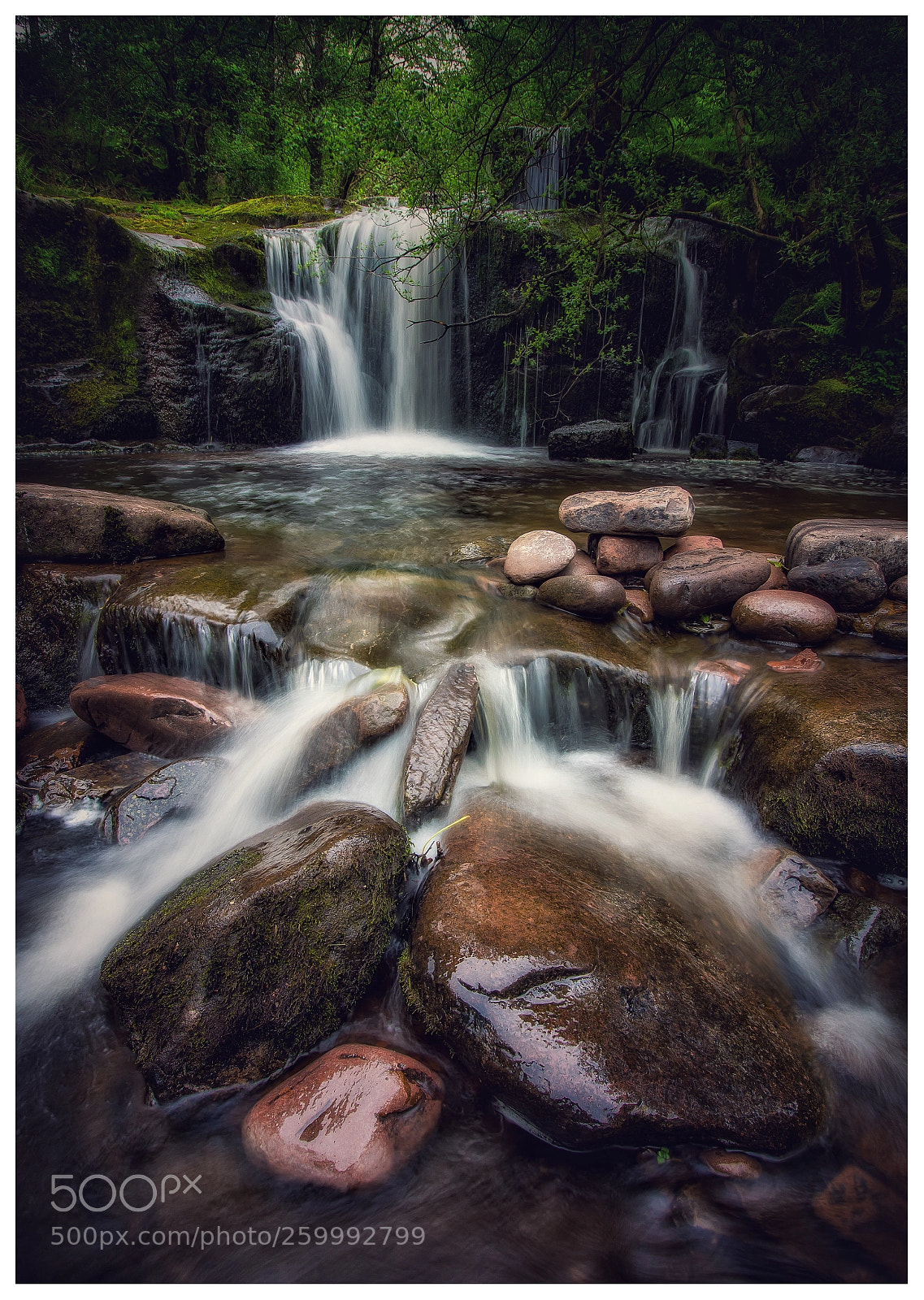 Canon EOS 7D Mark II sample photo. Pebble falls photography