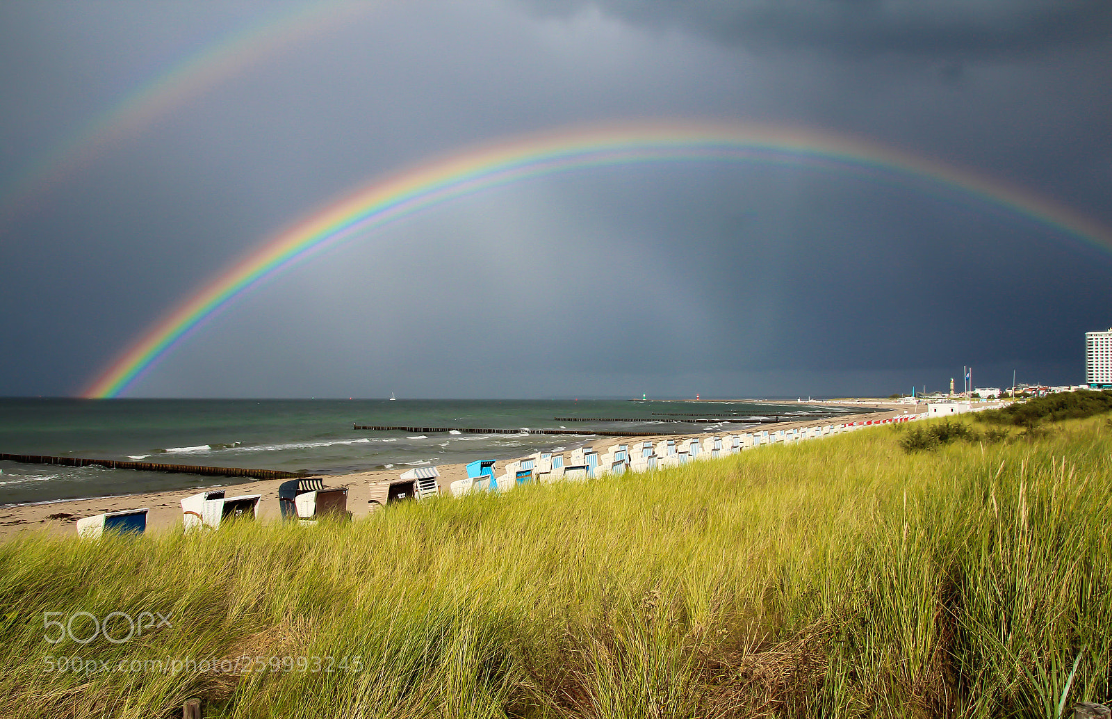 Canon EOS 600D (Rebel EOS T3i / EOS Kiss X5) sample photo. Rainbow at the beach photography