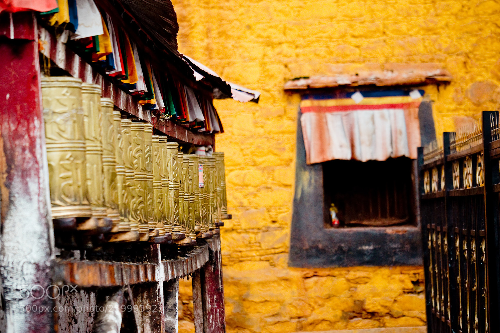 Panasonic Lumix DMC-GH4 sample photo. Jokhang temple tibetan buddhism photography