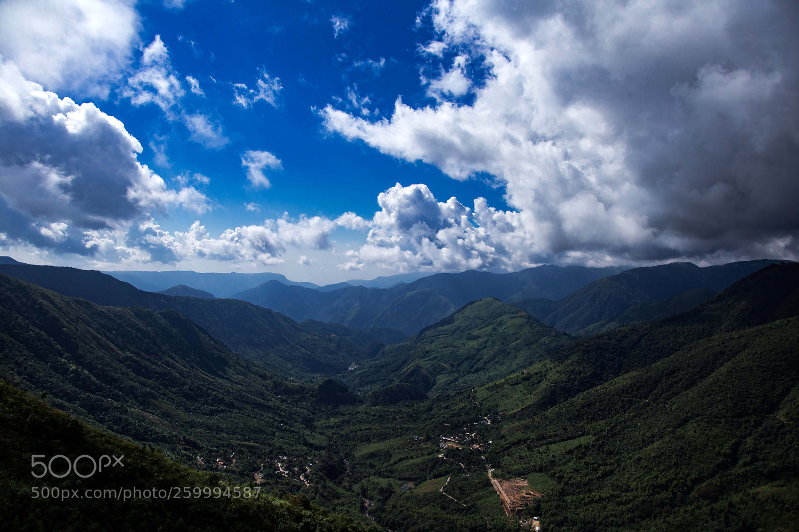 Canon EOS 6D sample photo. The mystic leitlun village photography