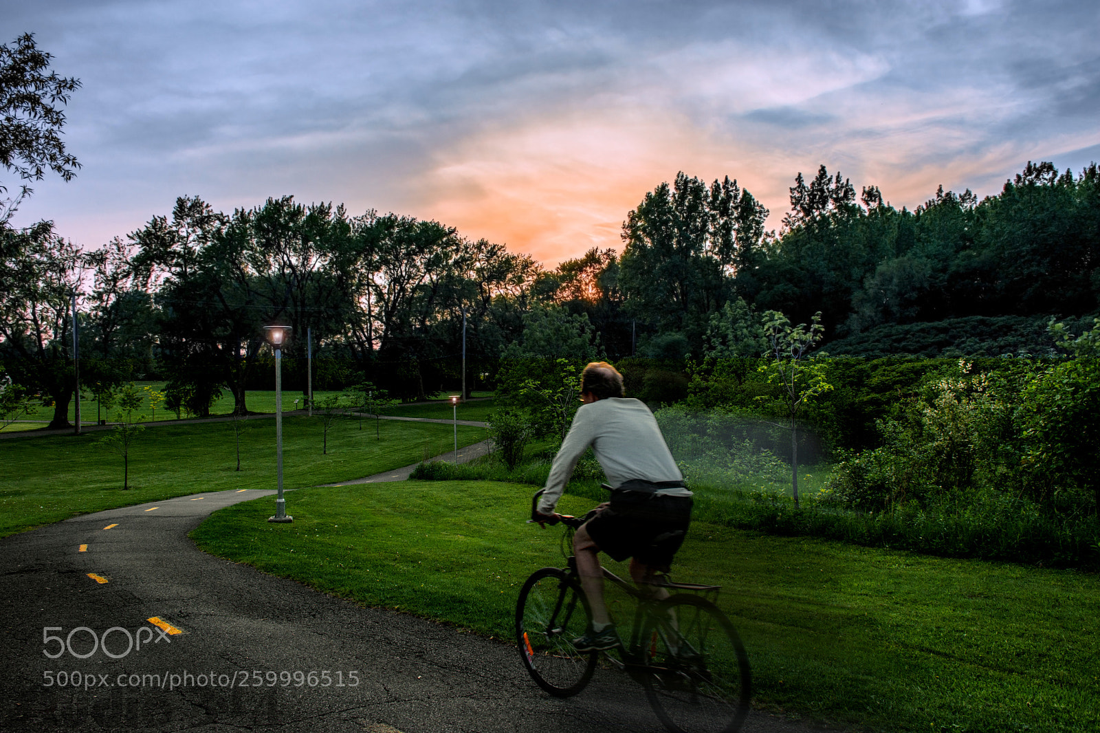 Nikon D7200 sample photo. Blue hour ride in photography