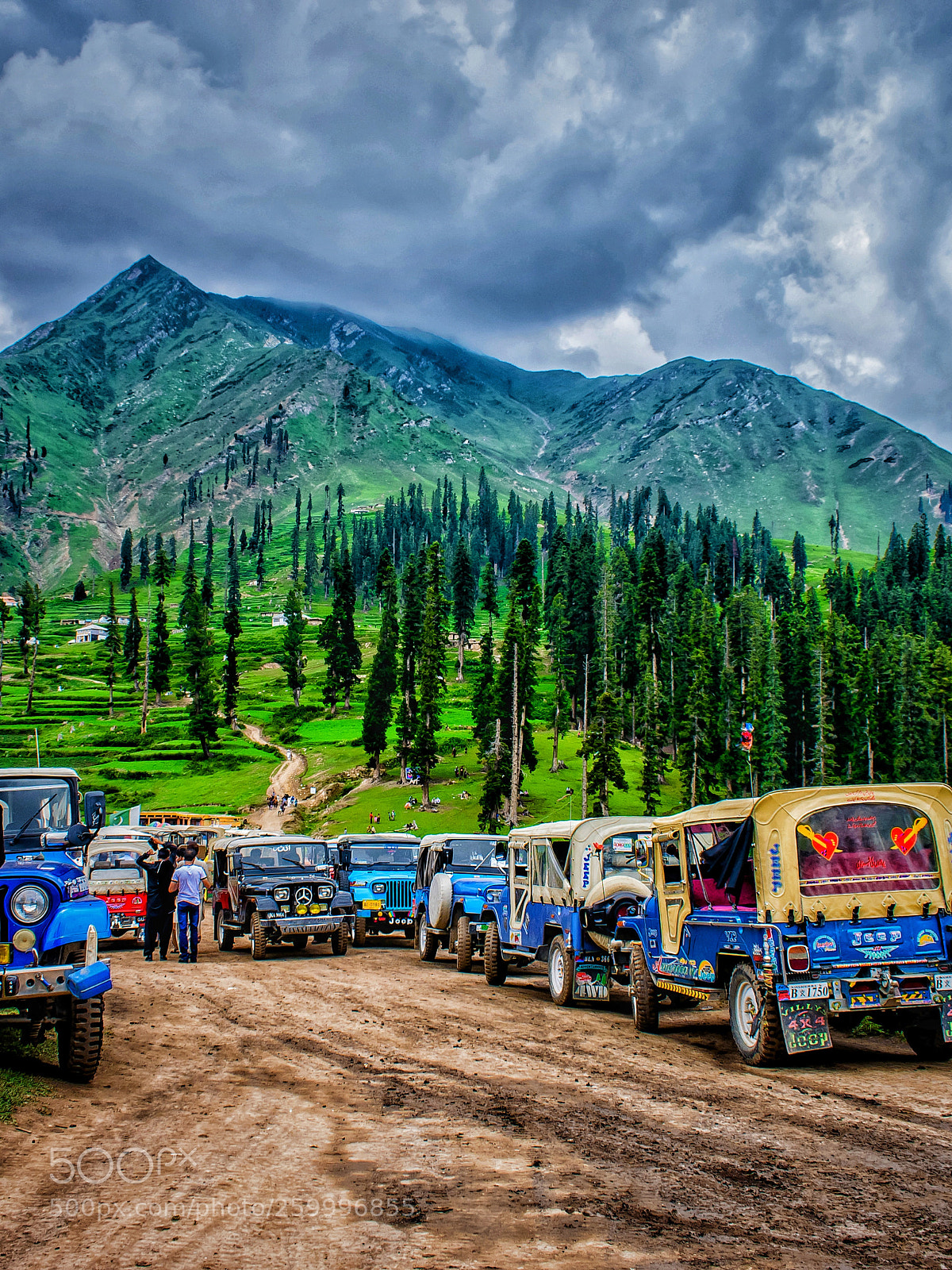 Nikon D3300 sample photo. Lalazar top photography