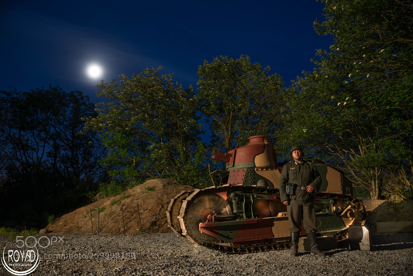 Nikon D610 sample photo. Renault ww1 tank photography