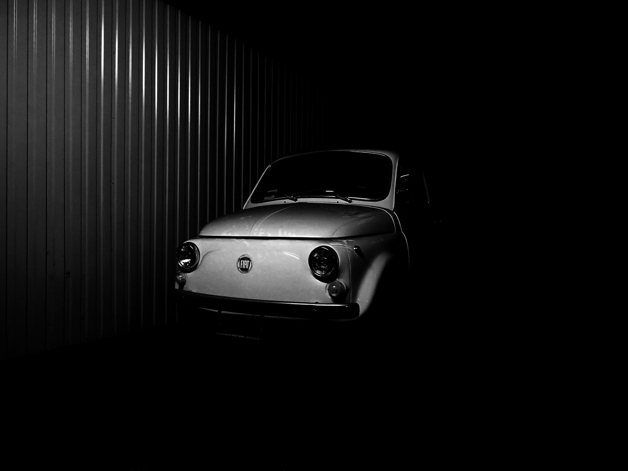 Olympus OM-D E-M10 III sample photo. Fiat 500 photography