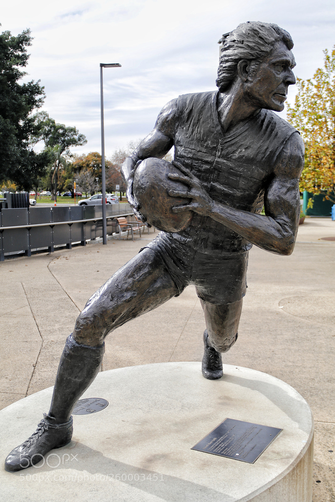Canon EOS 80D sample photo. Statue of champion australian photography