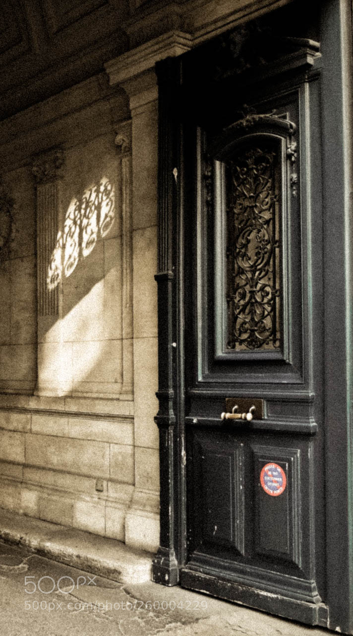 Fujifilm X30 sample photo. La porte photography