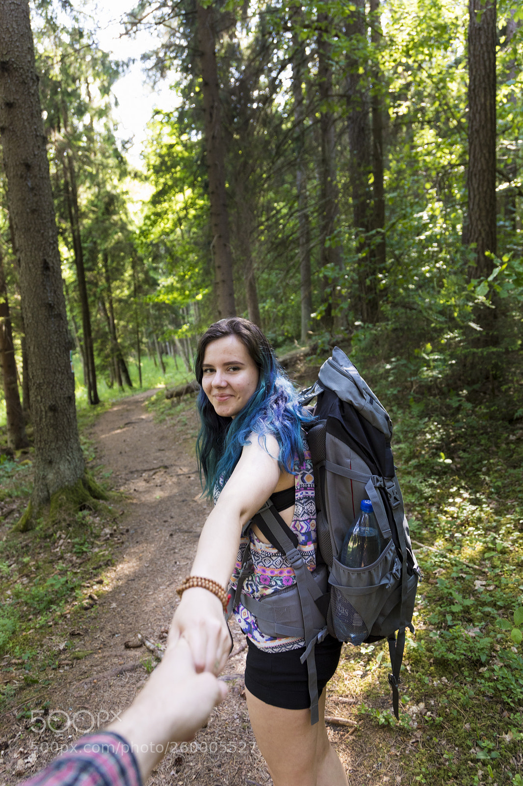 Canon EOS 5D Mark IV sample photo. Couple hiking photography