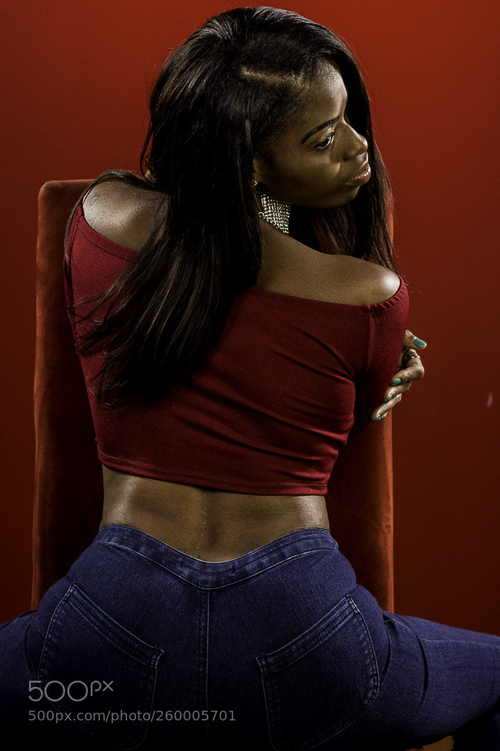 Canon EOS 60D sample photo. Kariah's back photography