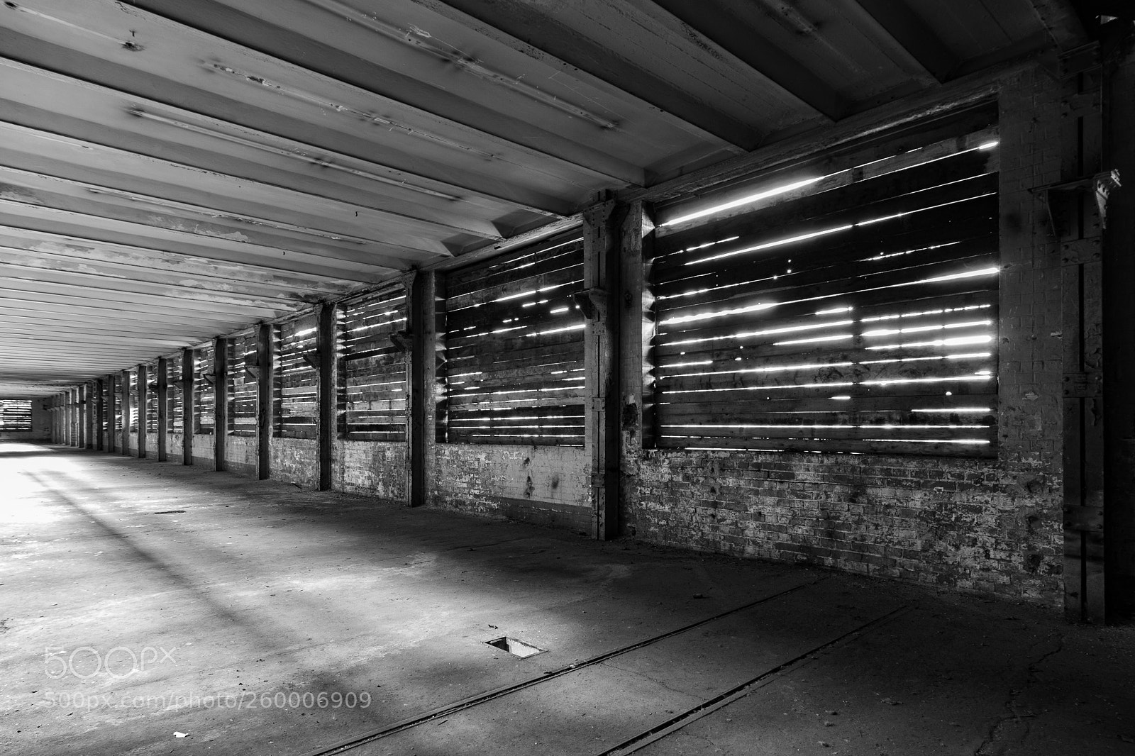 Canon EOS 40D sample photo. Light & wall photography
