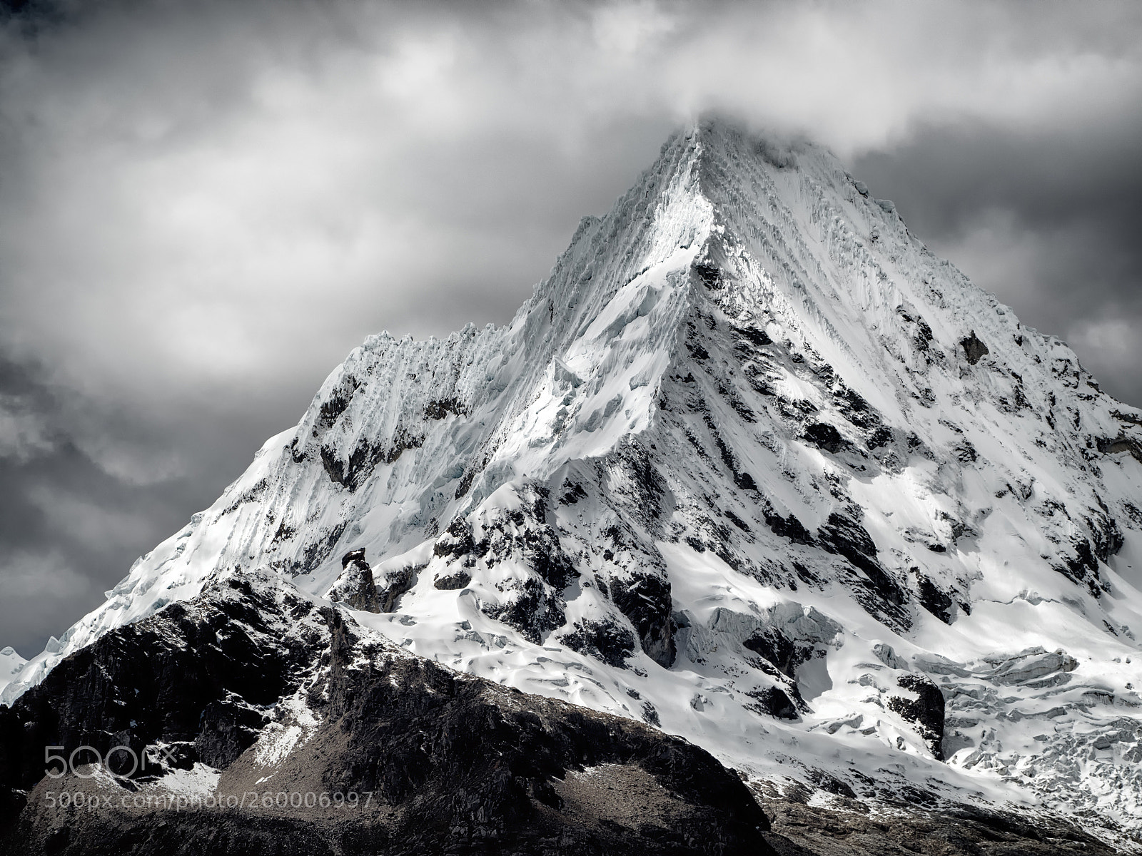 Olympus OM-D E-M5 II sample photo. Paron - peru photography