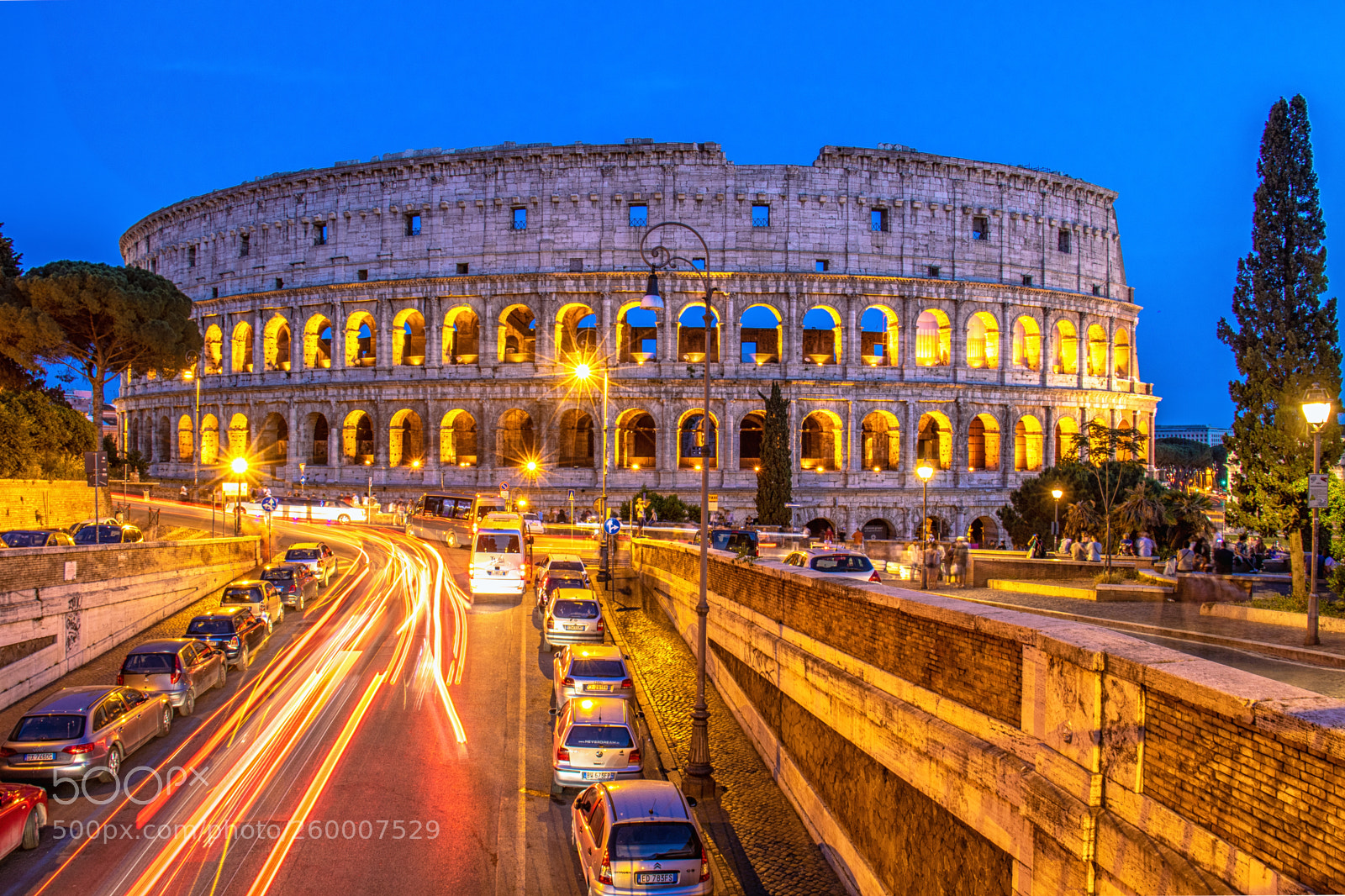 Canon EOS 7D Mark II sample photo. Colosseum at night photography