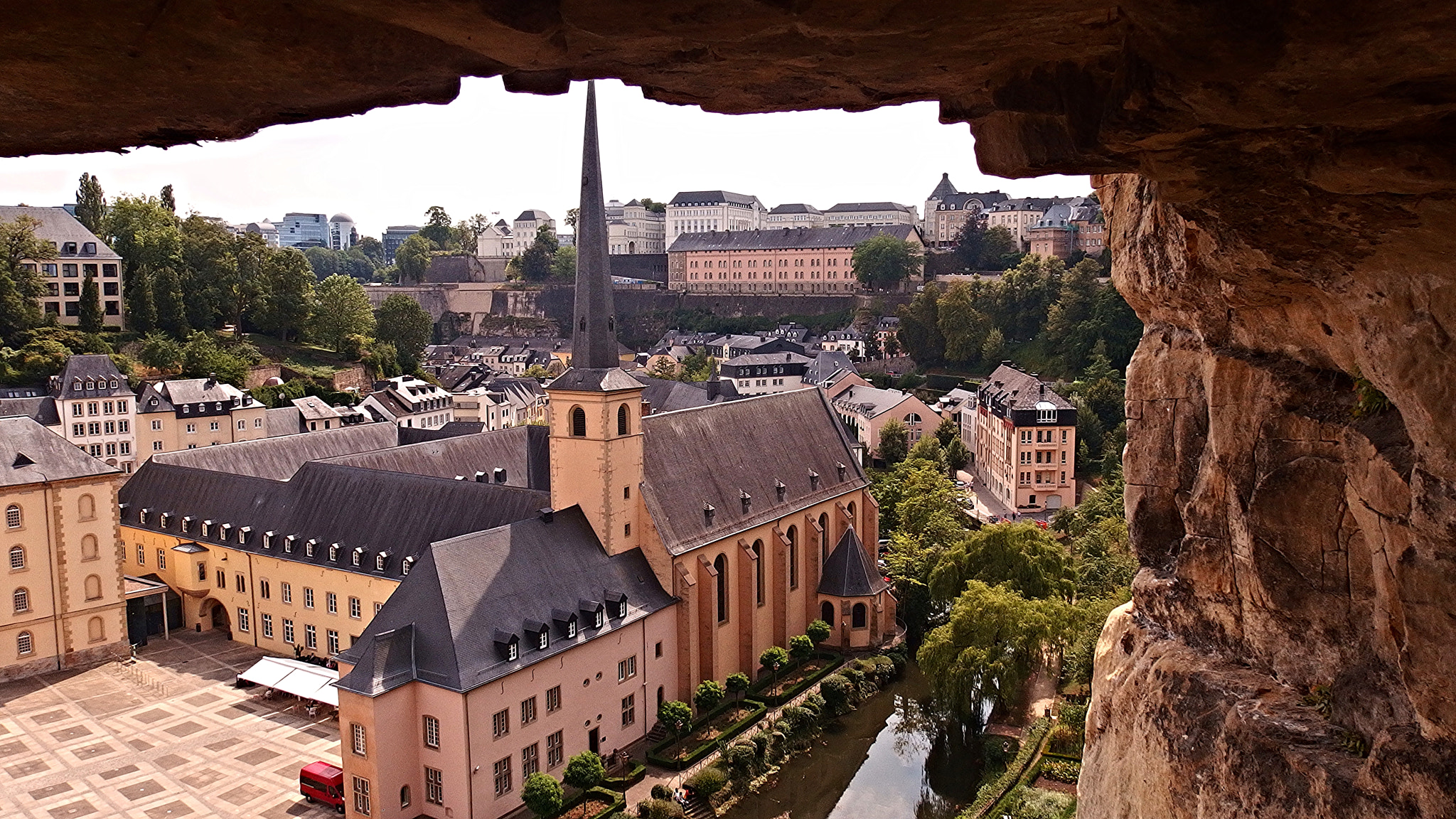 Olympus Stylus XZ-10 sample photo. City ride in luxembourg. abbaye de neumunster photography