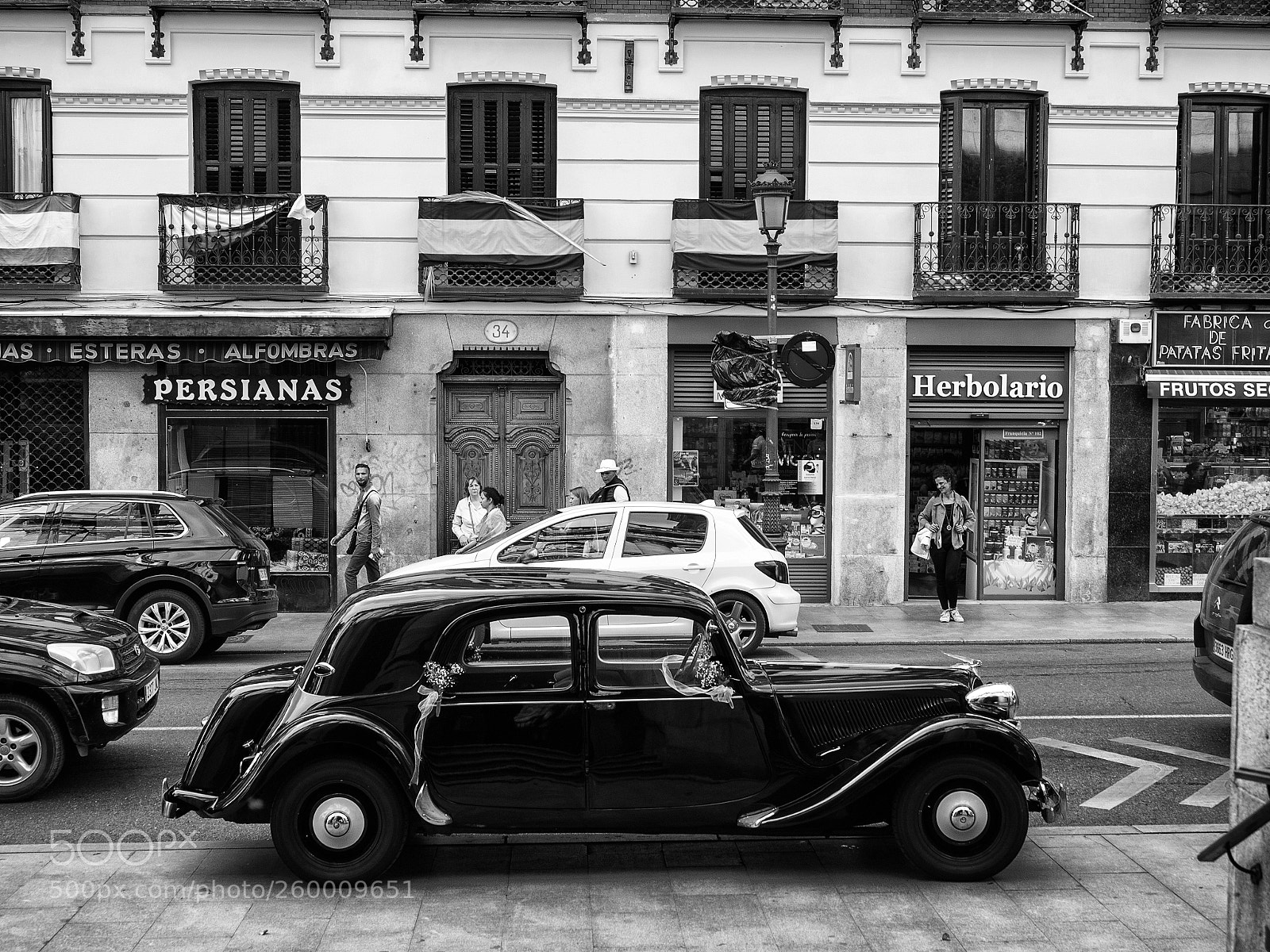 Olympus OM-D E-M1 sample photo. The wedding black car photography
