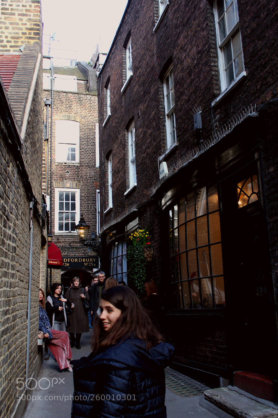 Canon EOS 1200D (EOS Rebel T5 / EOS Kiss X70 / EOS Hi) sample photo. Knockturn alley indpiration photography