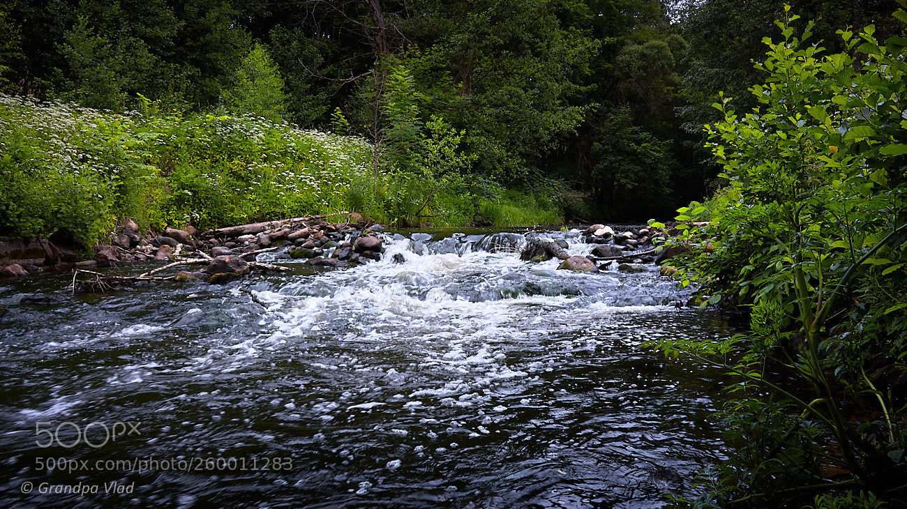 Canon EOS 1100D (EOS Rebel T3 / EOS Kiss X50) sample photo. A small waterfall... photography