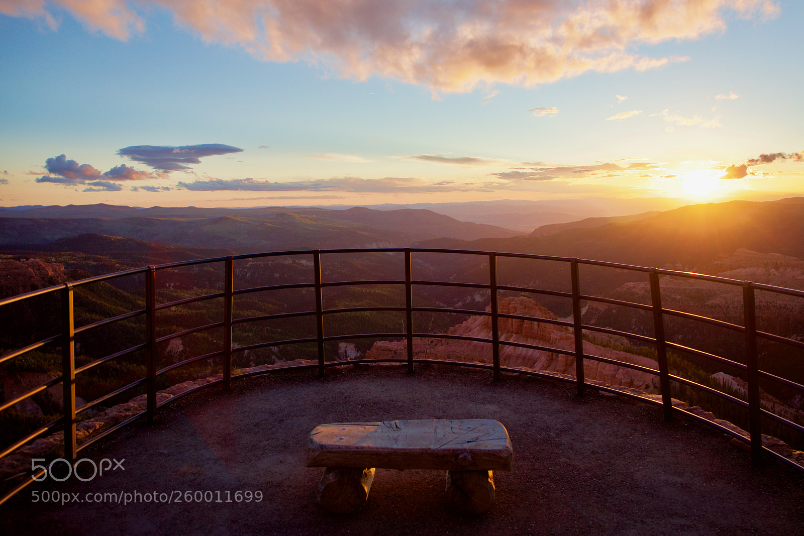Canon EOS 5D Mark IV sample photo. Alone at the breaks photography