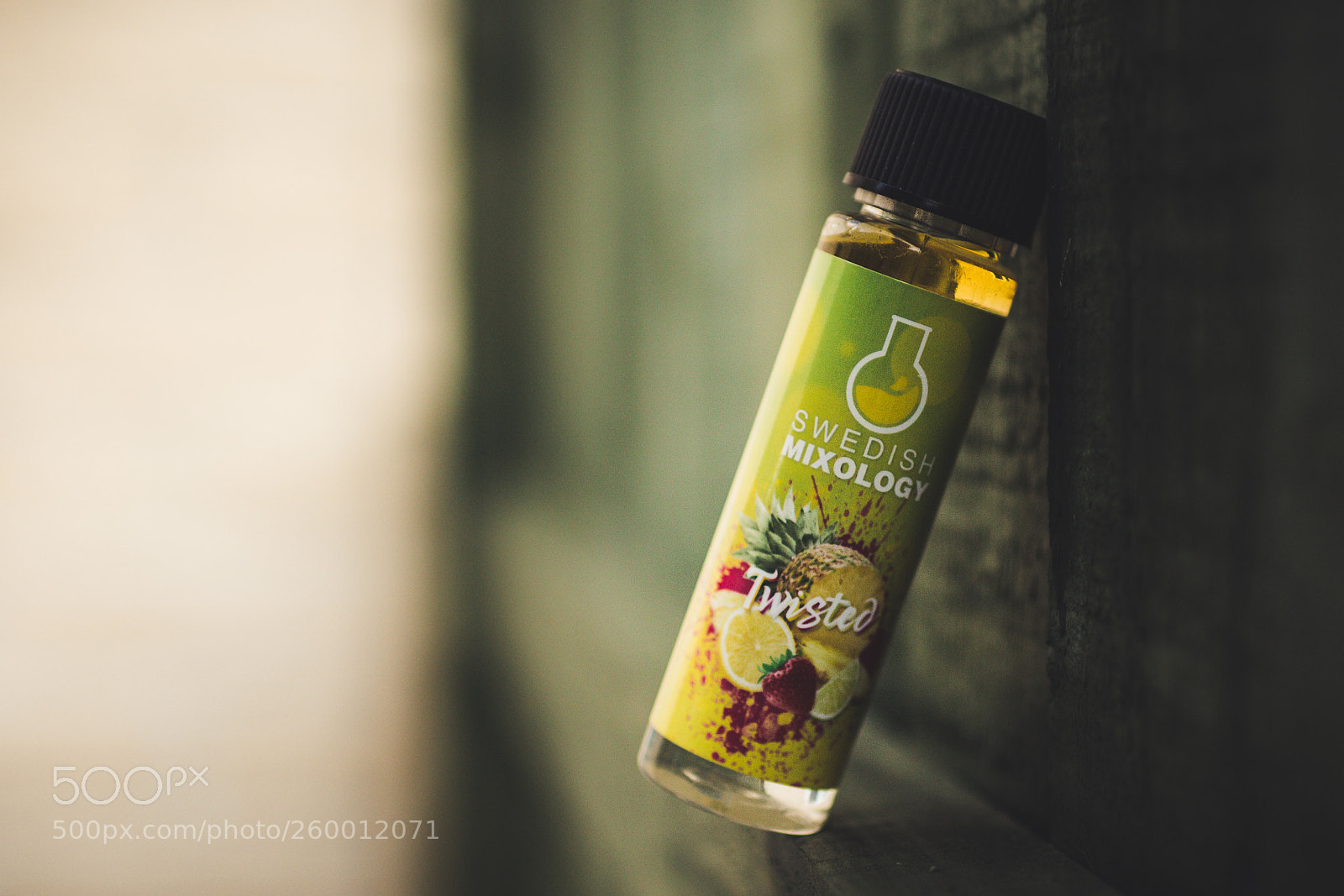 Canon EOS 650D (EOS Rebel T4i / EOS Kiss X6i) sample photo. Swedish mixology - twisted photography