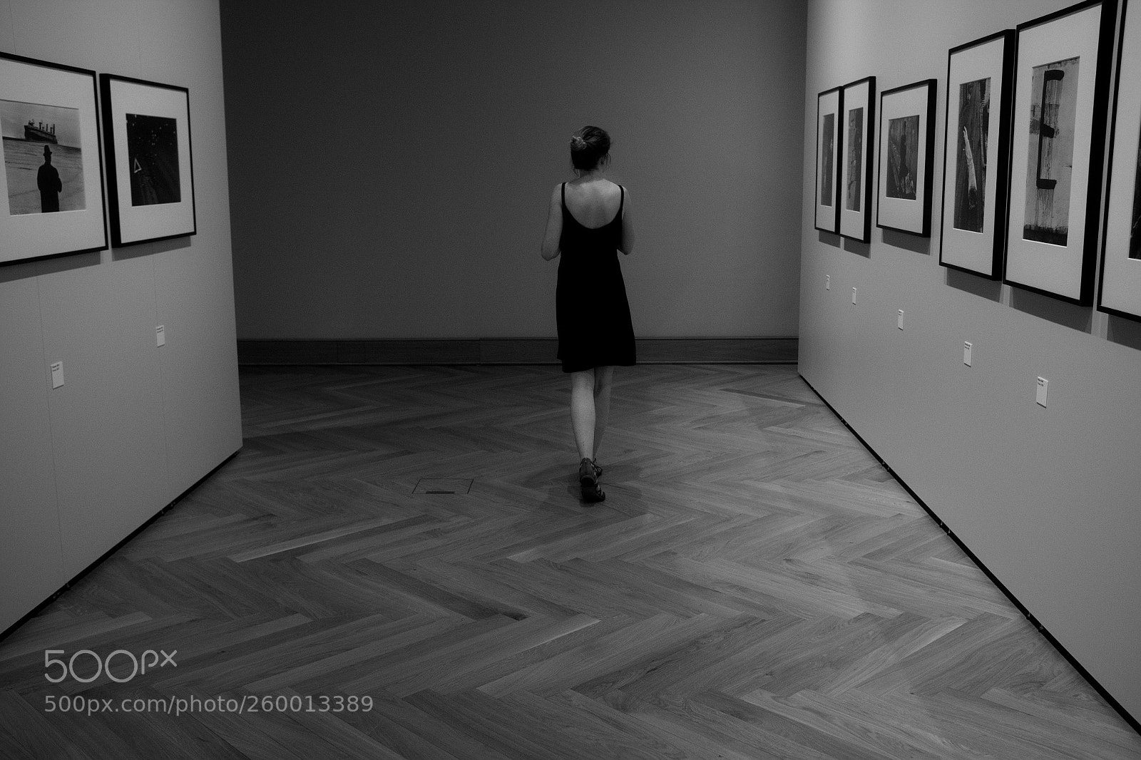 Fujifilm X100T sample photo. The spectratress photography