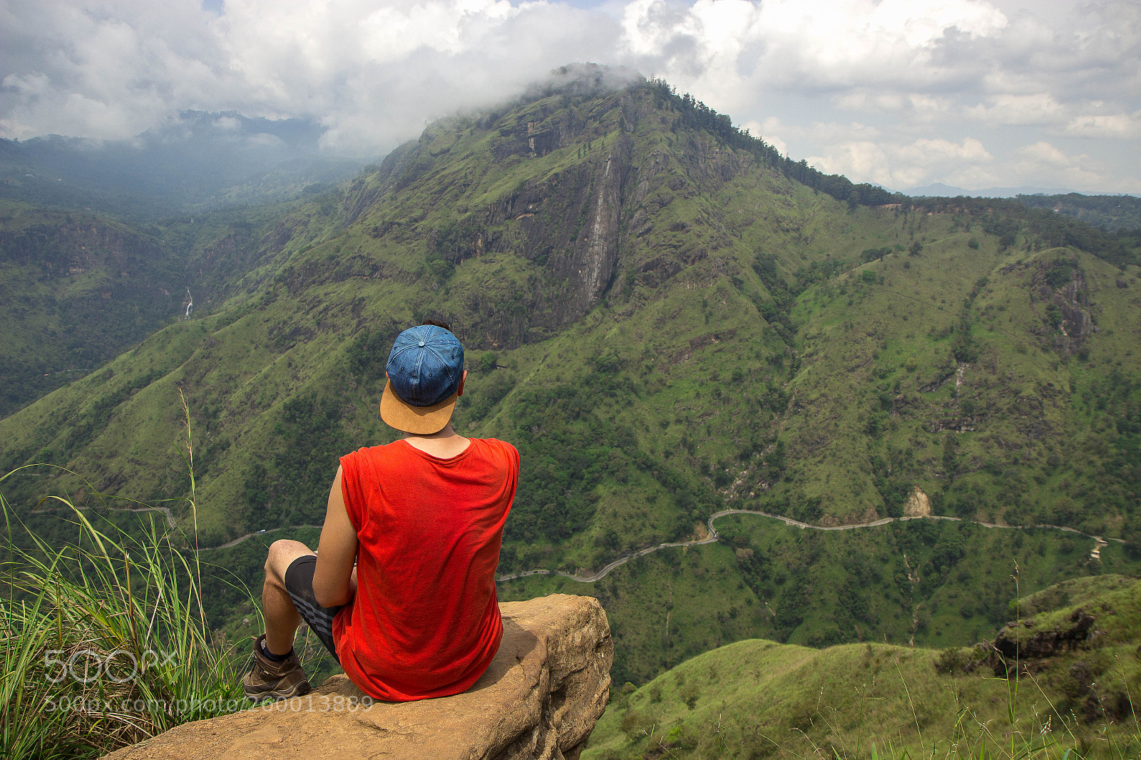 Canon EOS 600D (Rebel EOS T3i / EOS Kiss X5) sample photo. Little adam's peak photography