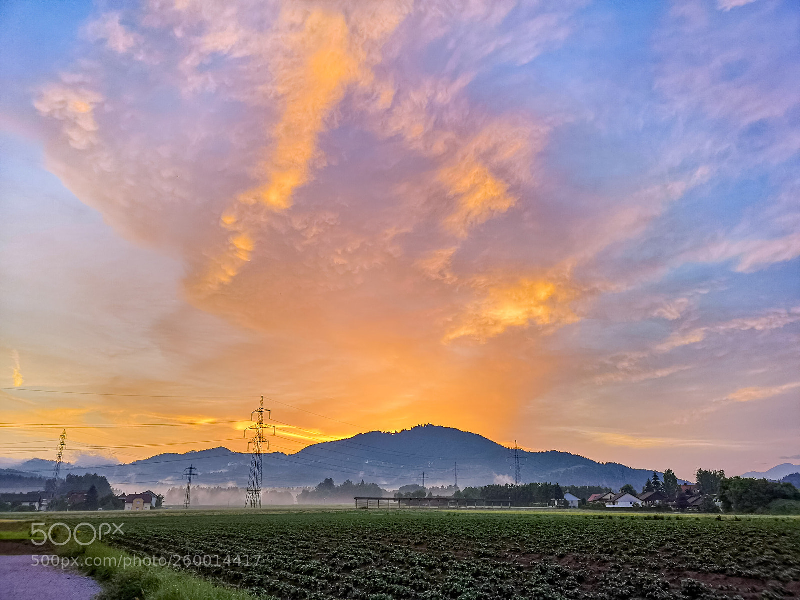 HUAWEI CLT-L29 sample photo. Eruption photography