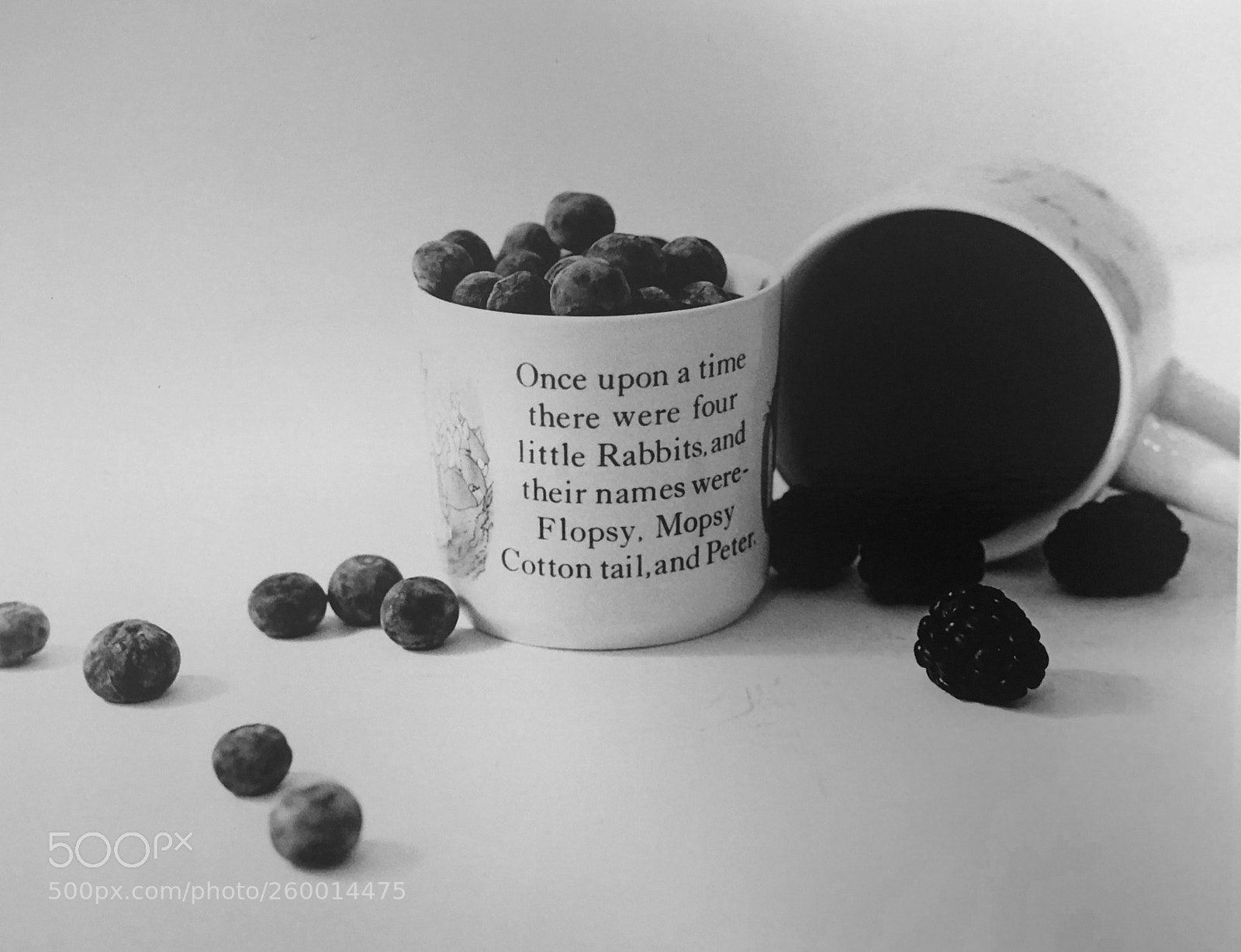 Apple iPhone 8 sample photo. Drink your berries photography
