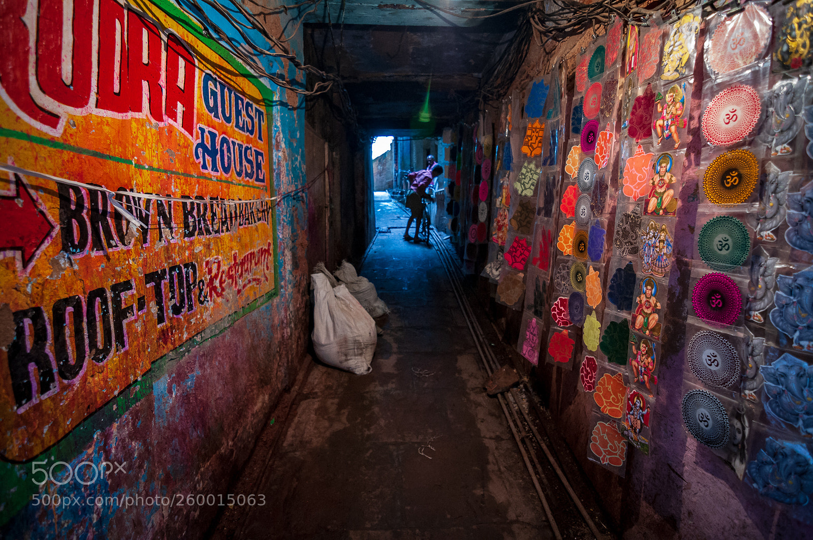 Nikon D90 sample photo. Alley photography