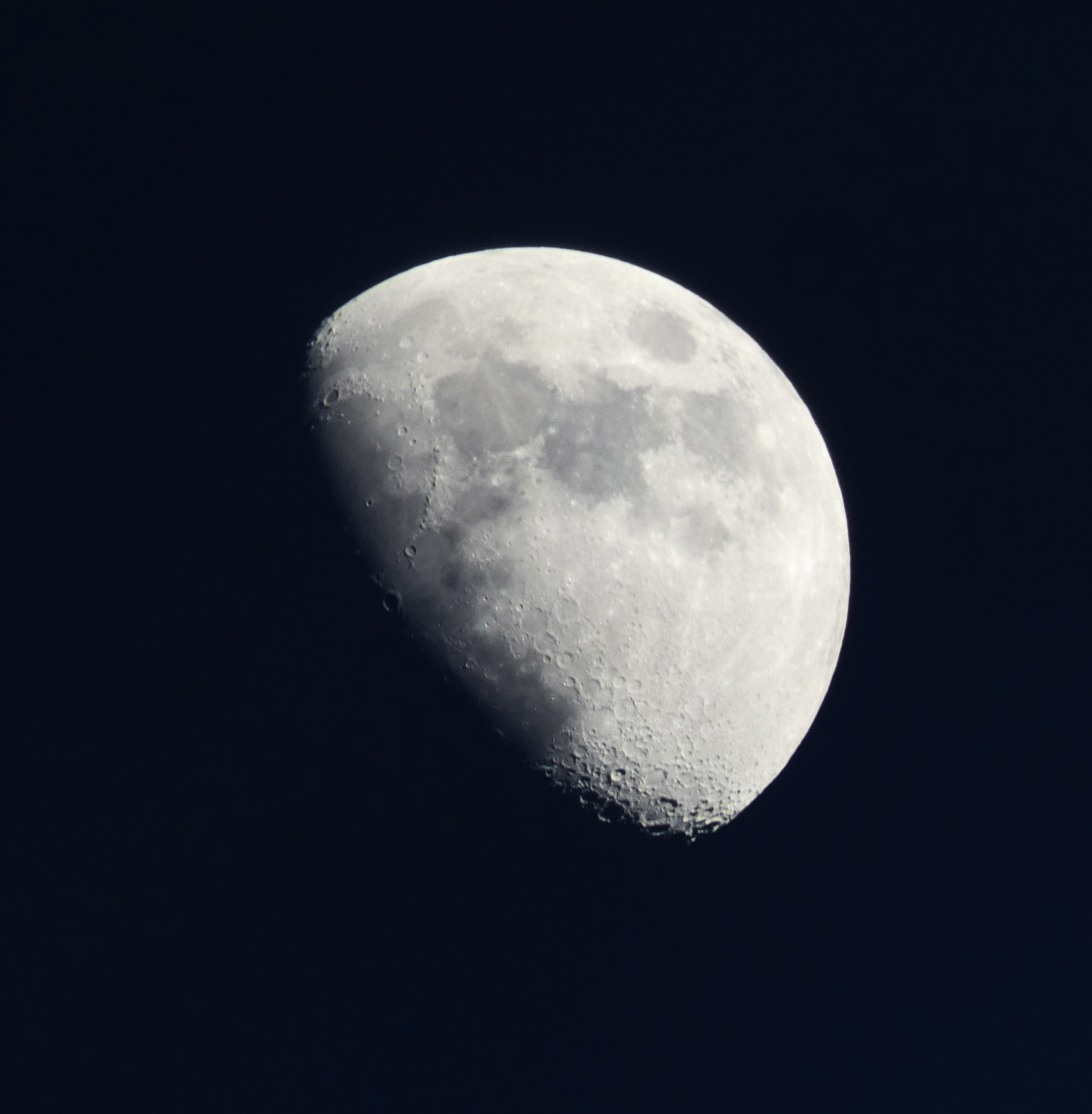 Panasonic DC-FZ81 sample photo. The moon photography