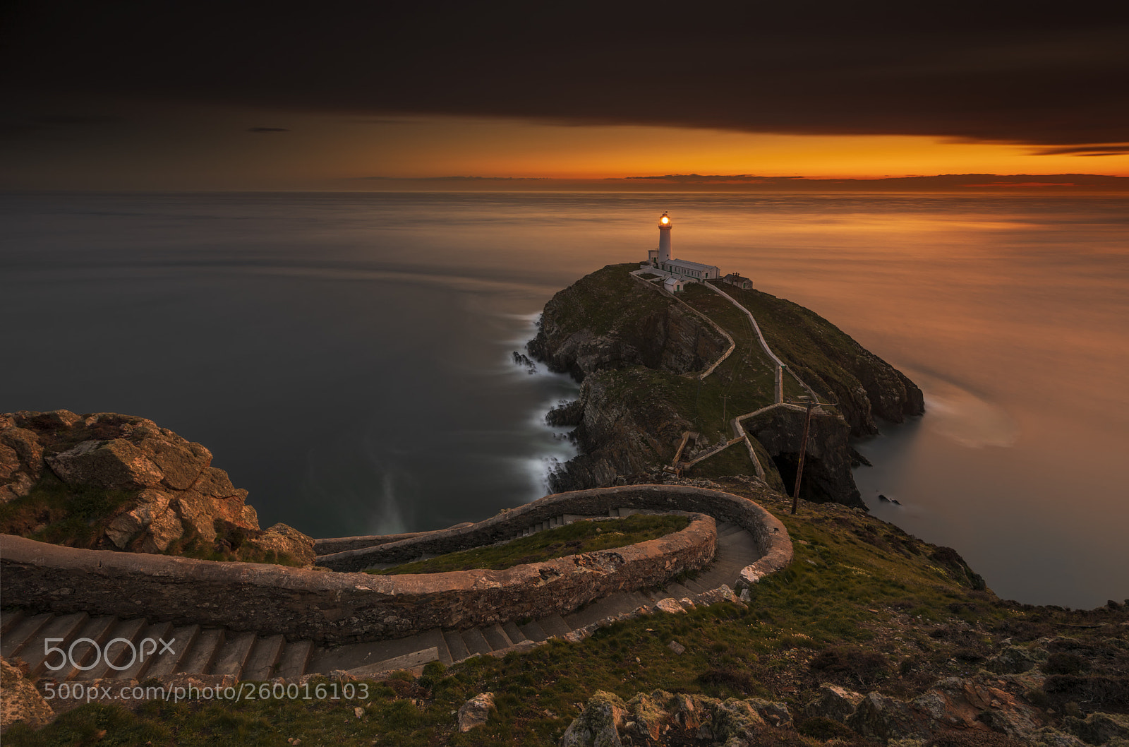 Canon EOS 5D Mark IV sample photo. South stack lighthouse photography