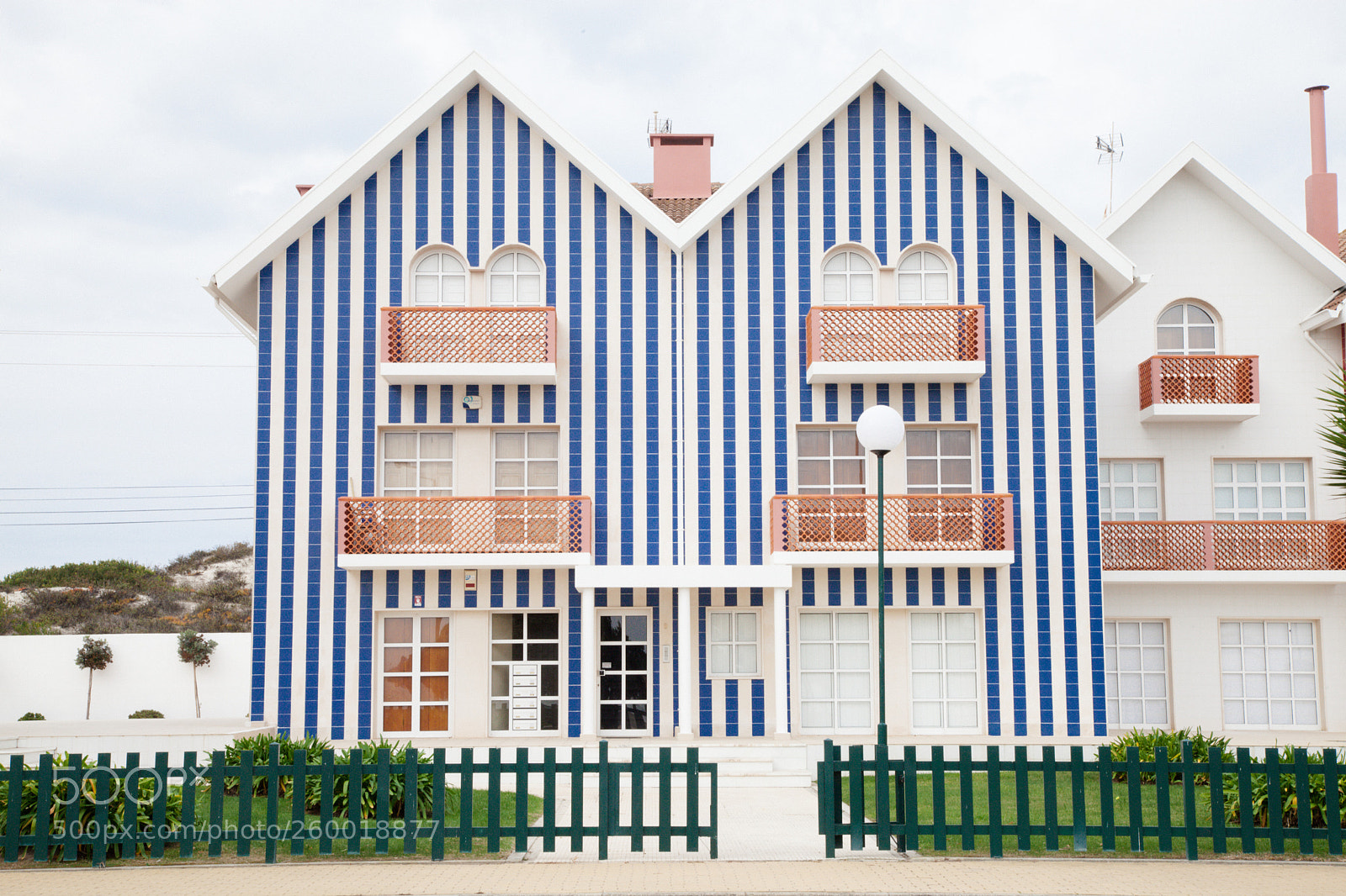 Canon EOS 5D Mark II sample photo. Portugal beach house 1 photography