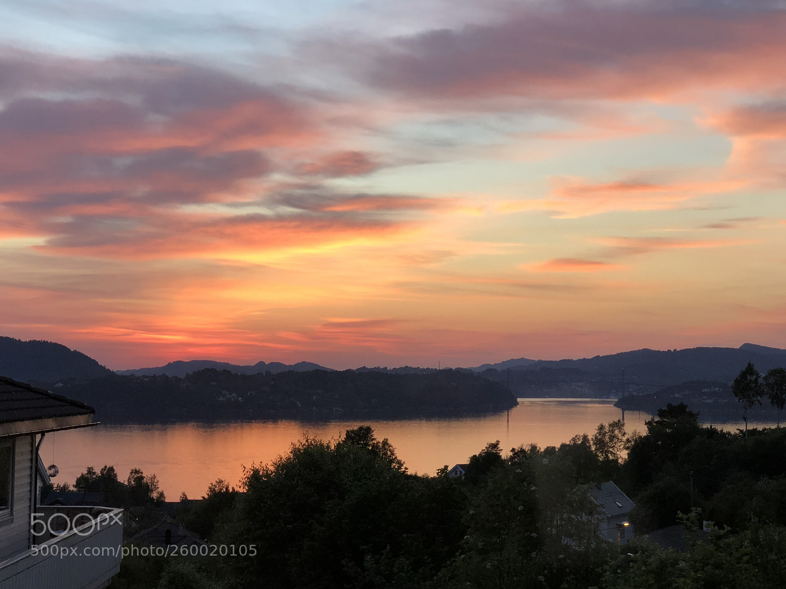 Apple iPhone X sample photo. Sunset photography
