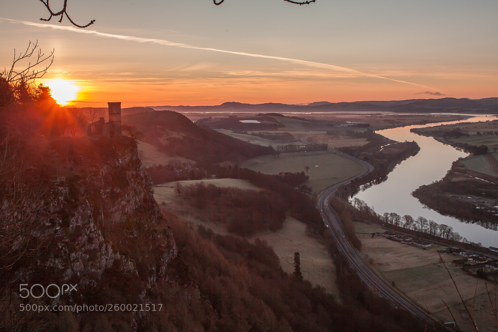 Canon EOS 5D Mark II sample photo. Kinnoull hill watchtower photography