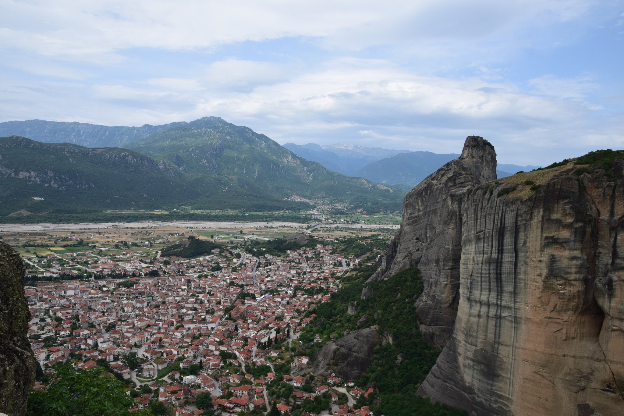 Nikon D3300 + Sigma 17-70mm F2.8-4 DC Macro OS HSM | C sample photo. Views from my visit to meteora photography