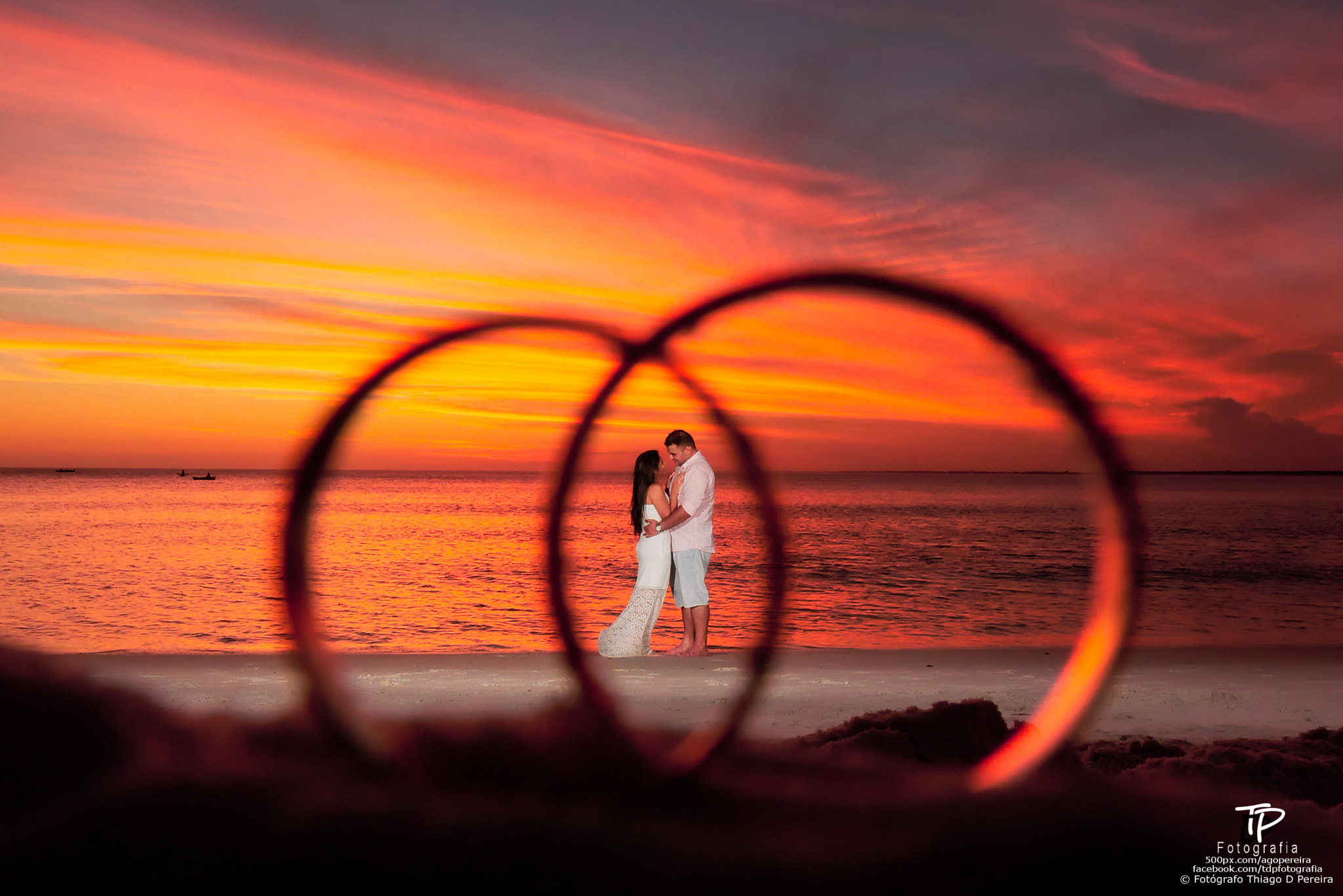 Nikon D610 sample photo. Alianças de fogo photography