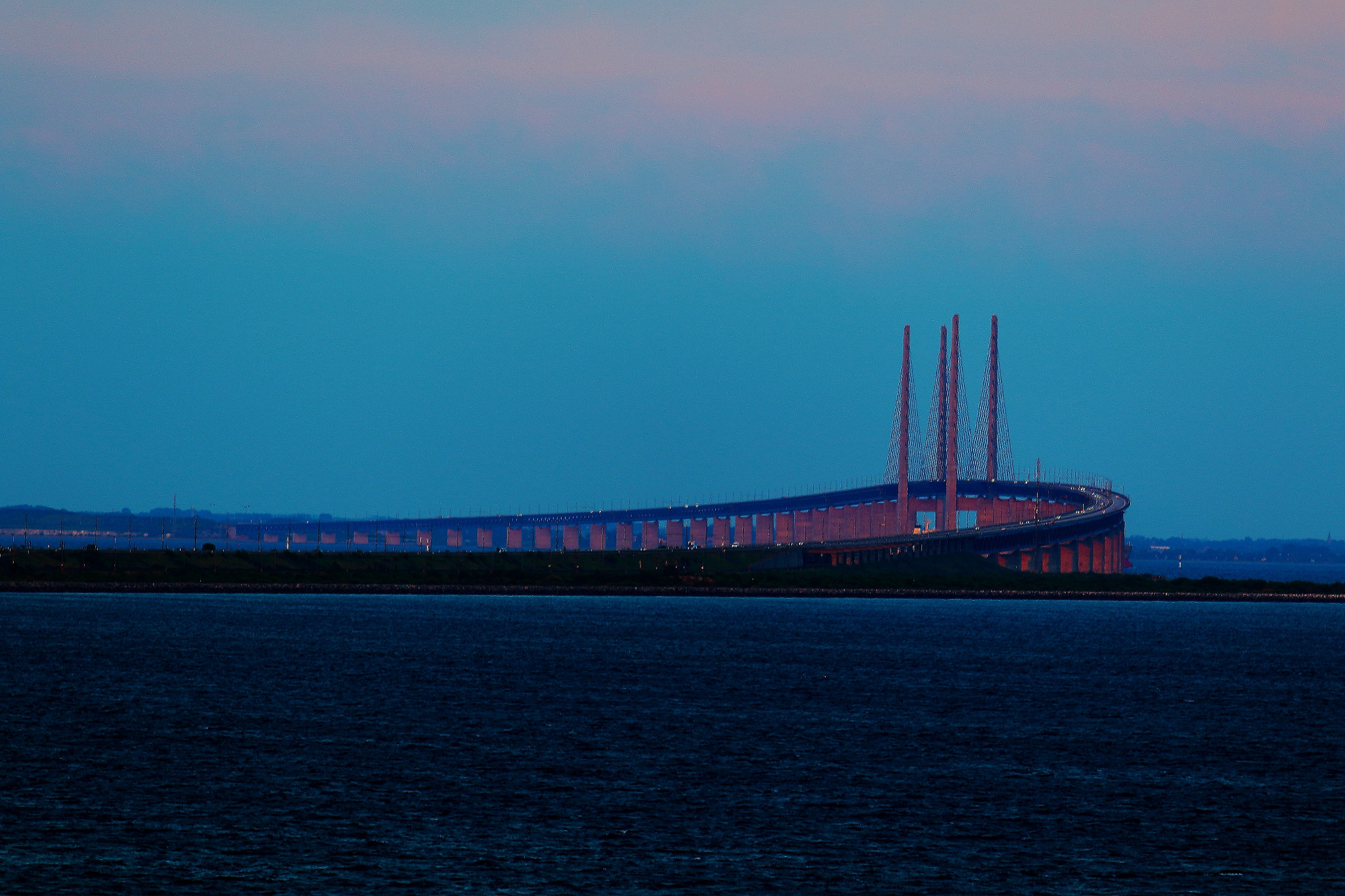 Canon EOS 7D Mark II + Canon EF 70-200mm F2.8L USM sample photo. Öresundbrücke photography