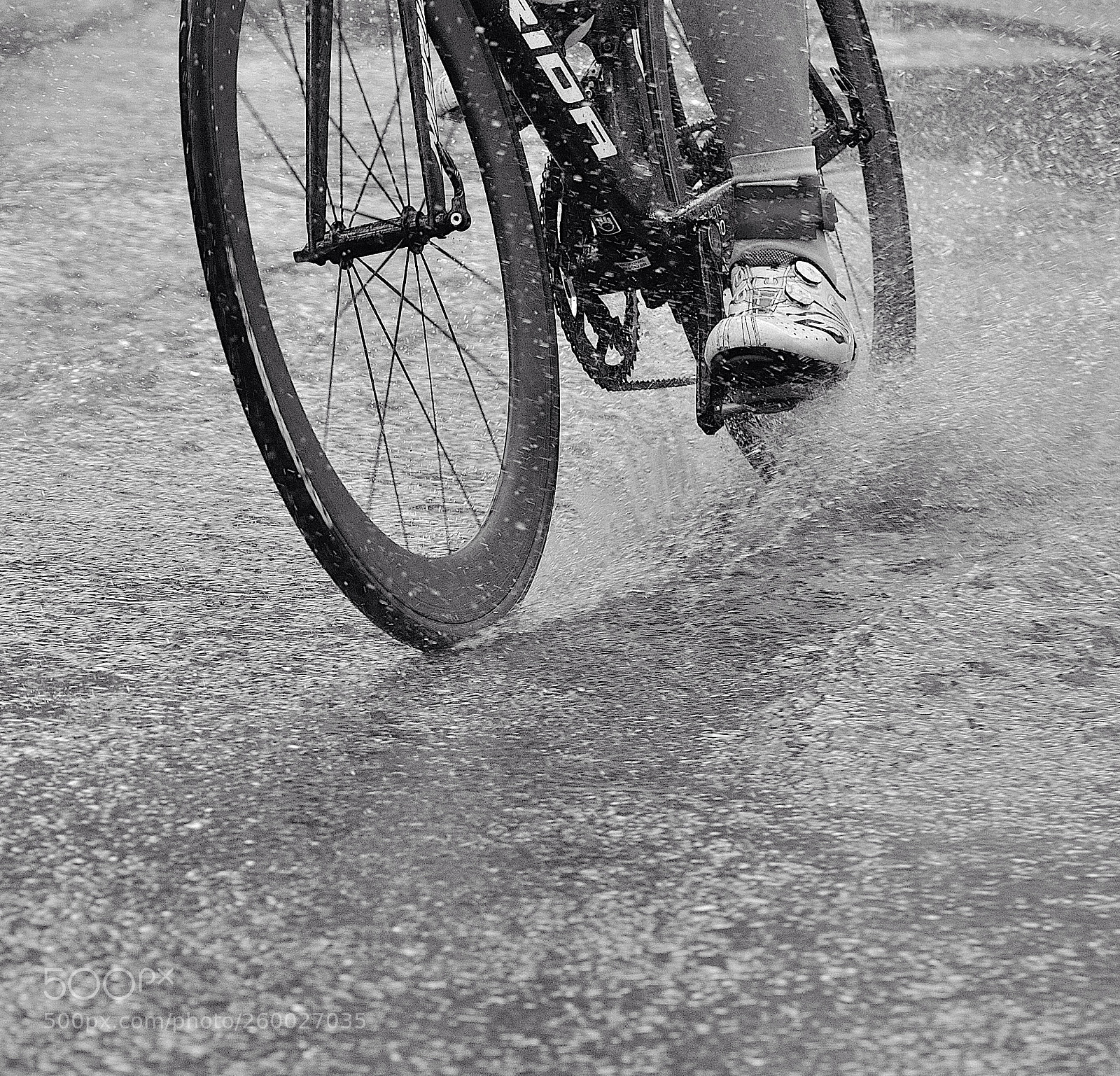Nikon D90 sample photo. Rainy race photography