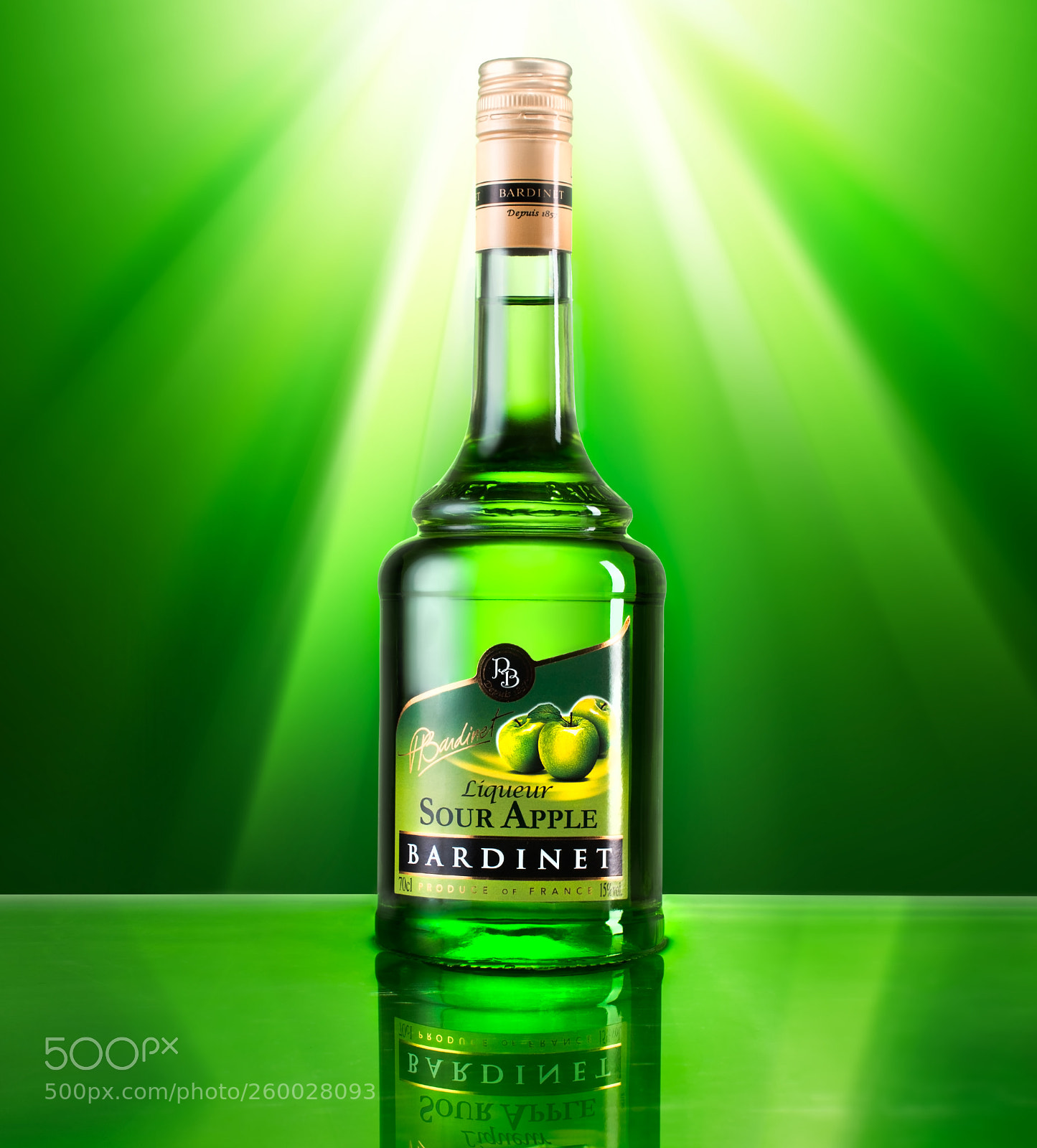Nikon D810 sample photo. Bardinet bottle photography