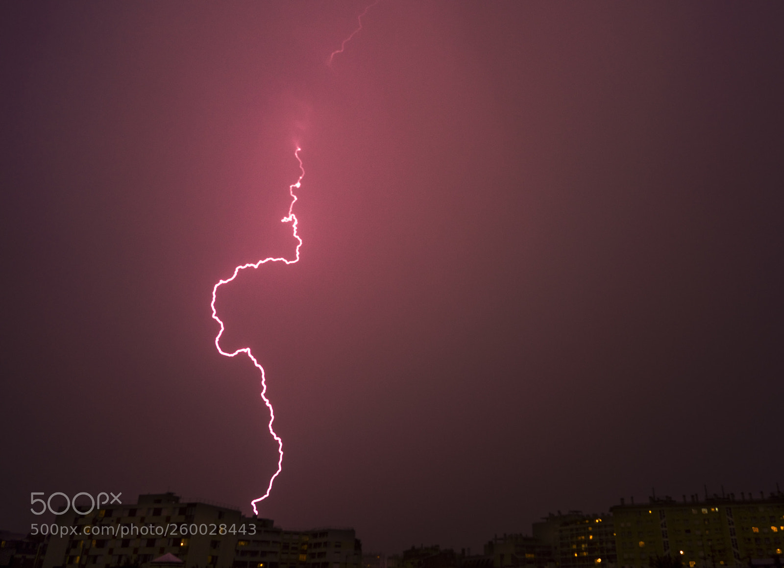 Sony a7R III sample photo. Pink thunder.
tonnerre rose. photography
