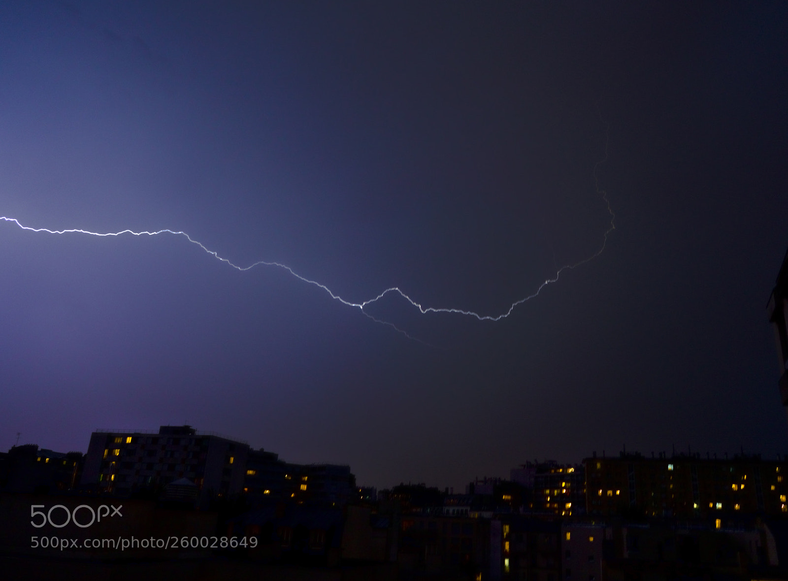 Sony a7R III sample photo. Blue thunder.
orage bleu. photography