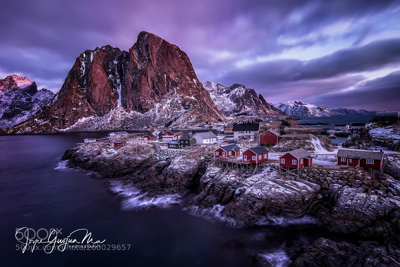 Canon EOS 5D Mark IV sample photo. Sunrise at hamnoy photography