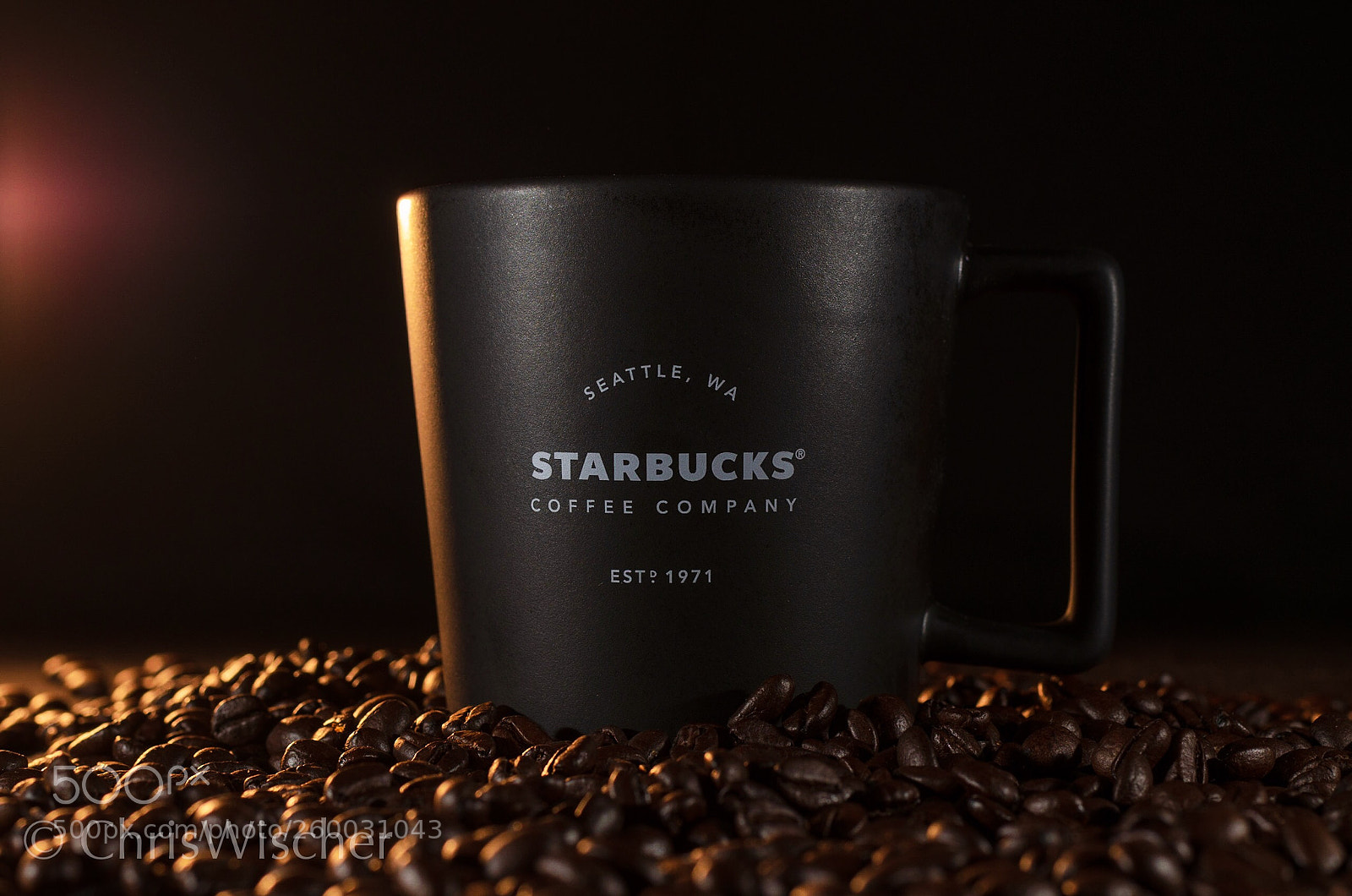 Nikon D5100 sample photo. Starbucks new merchandising 2018 photography