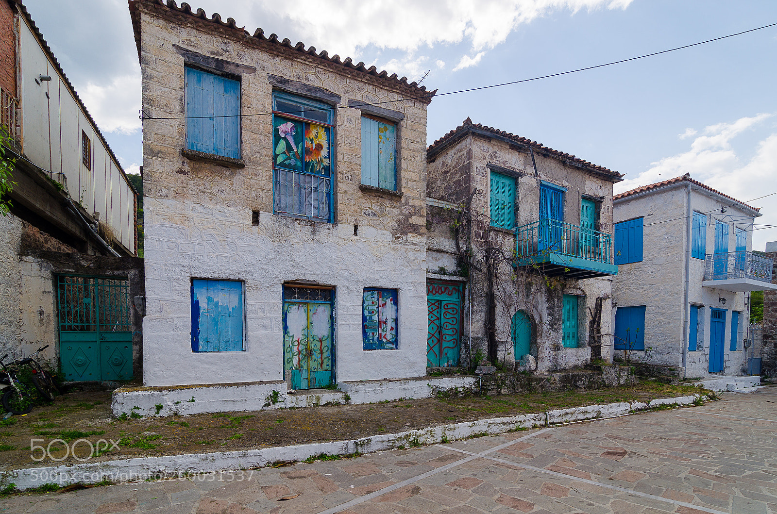 Nikon D7000 sample photo. Windows wide shut photography