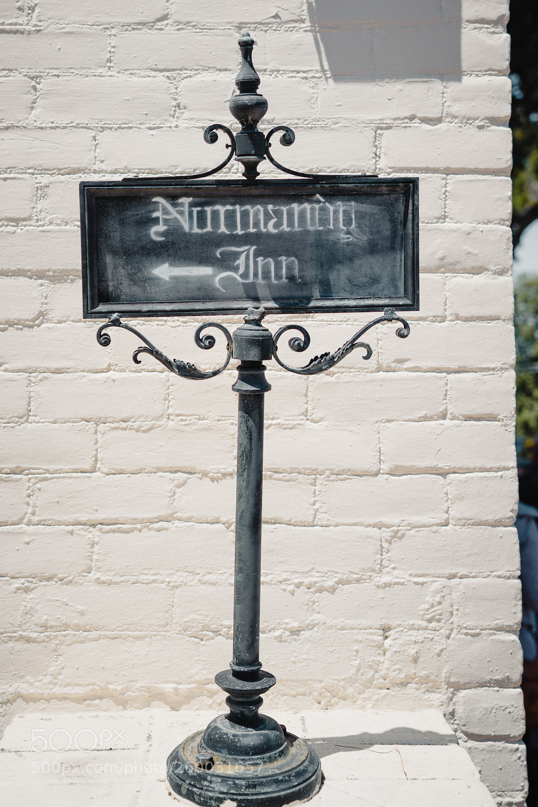 Sony a7R III sample photo. Normandy inn photography