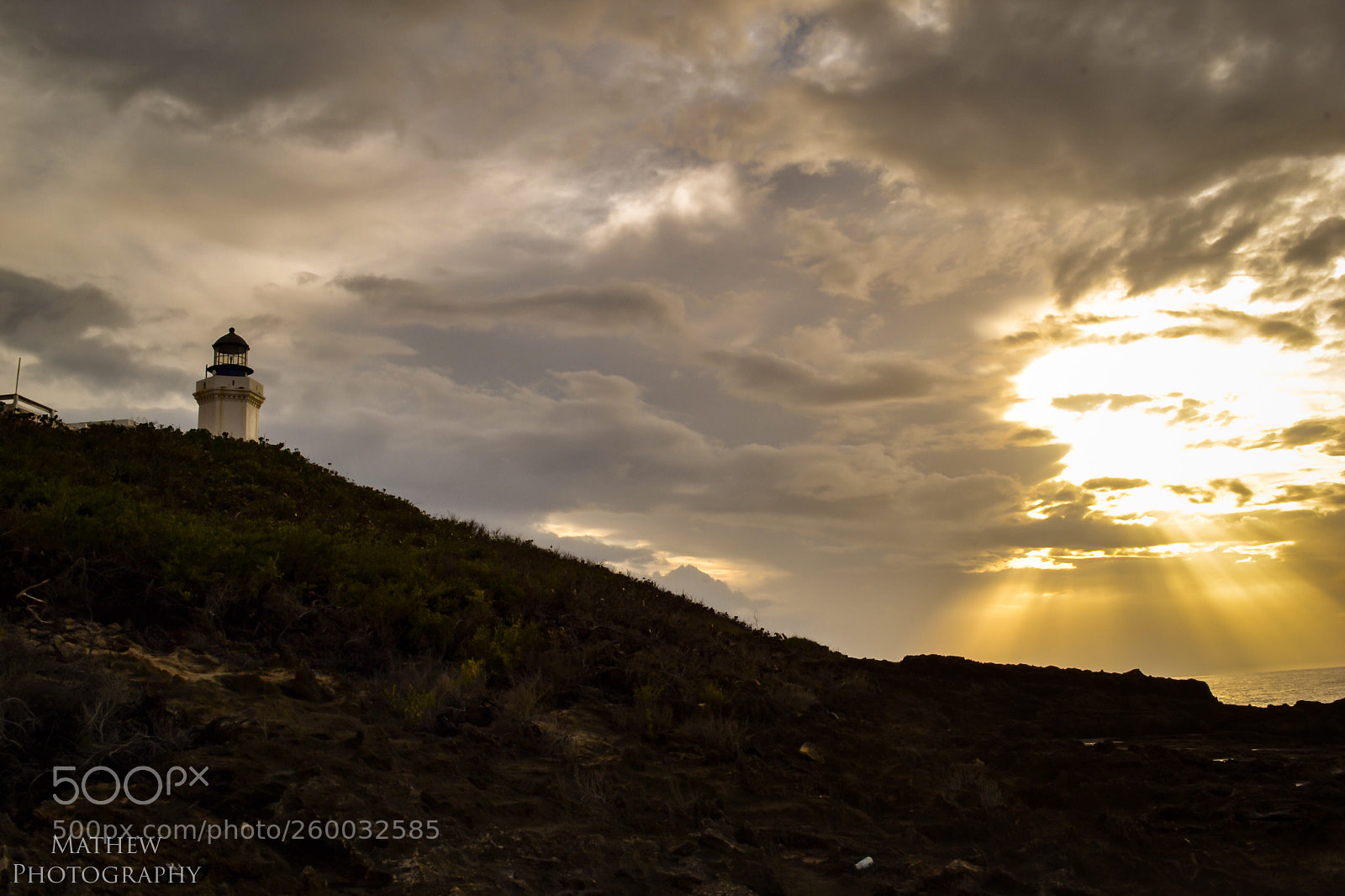 Nikon D3100 sample photo. Light house  photography