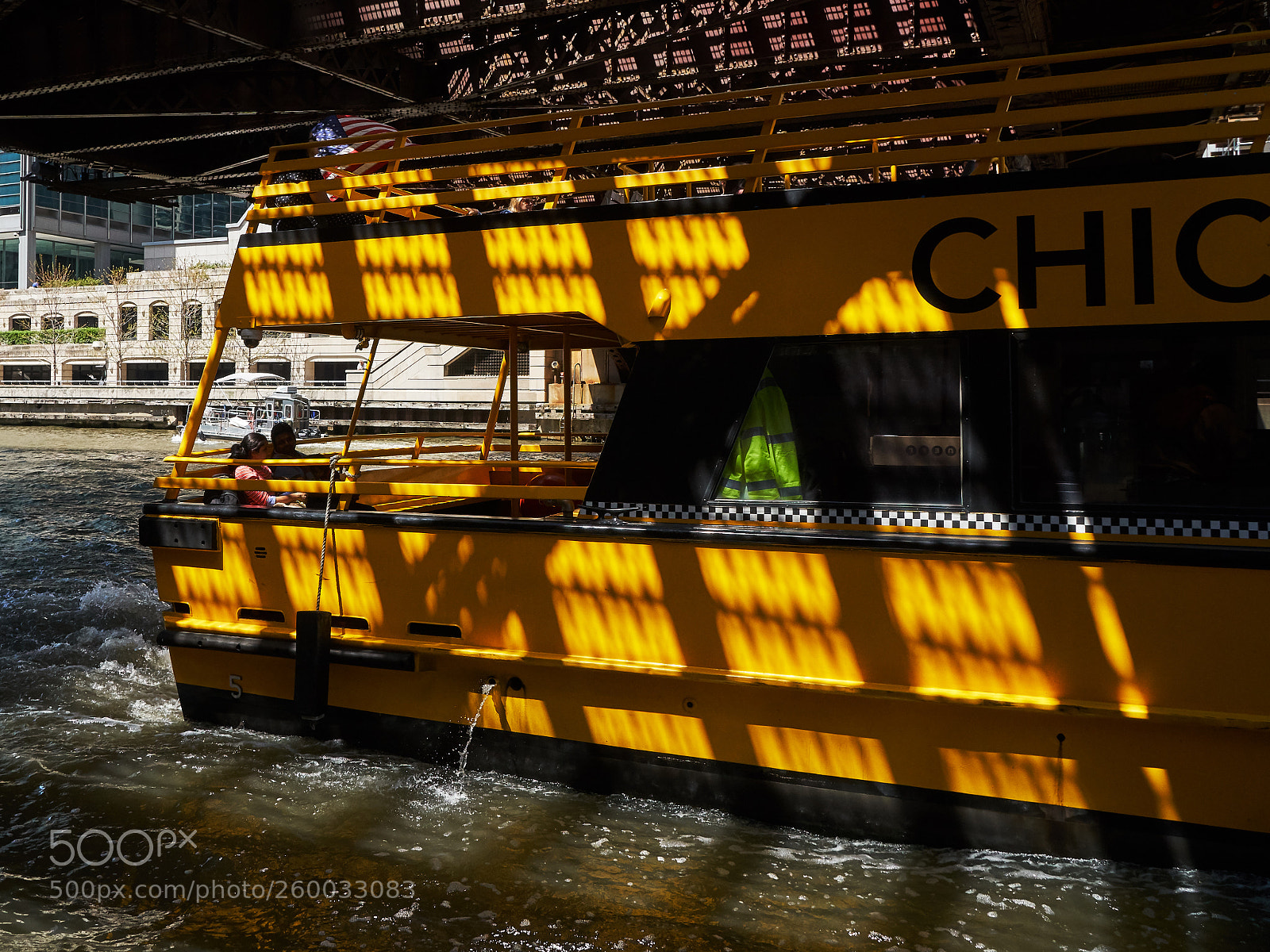 Sony a6300 sample photo. Chicago water taxi photography