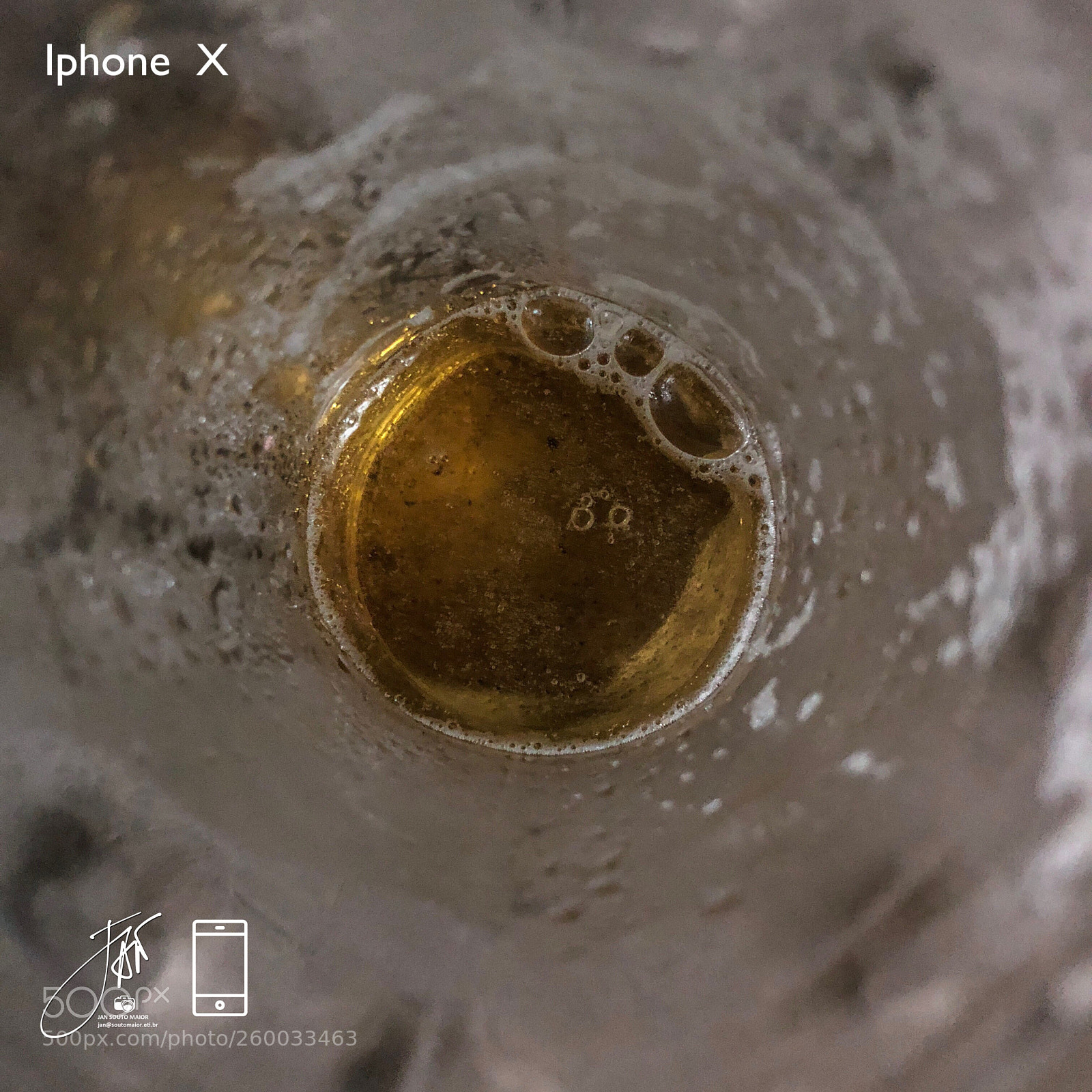 Apple iPhone X sample photo. The bottom of the photography